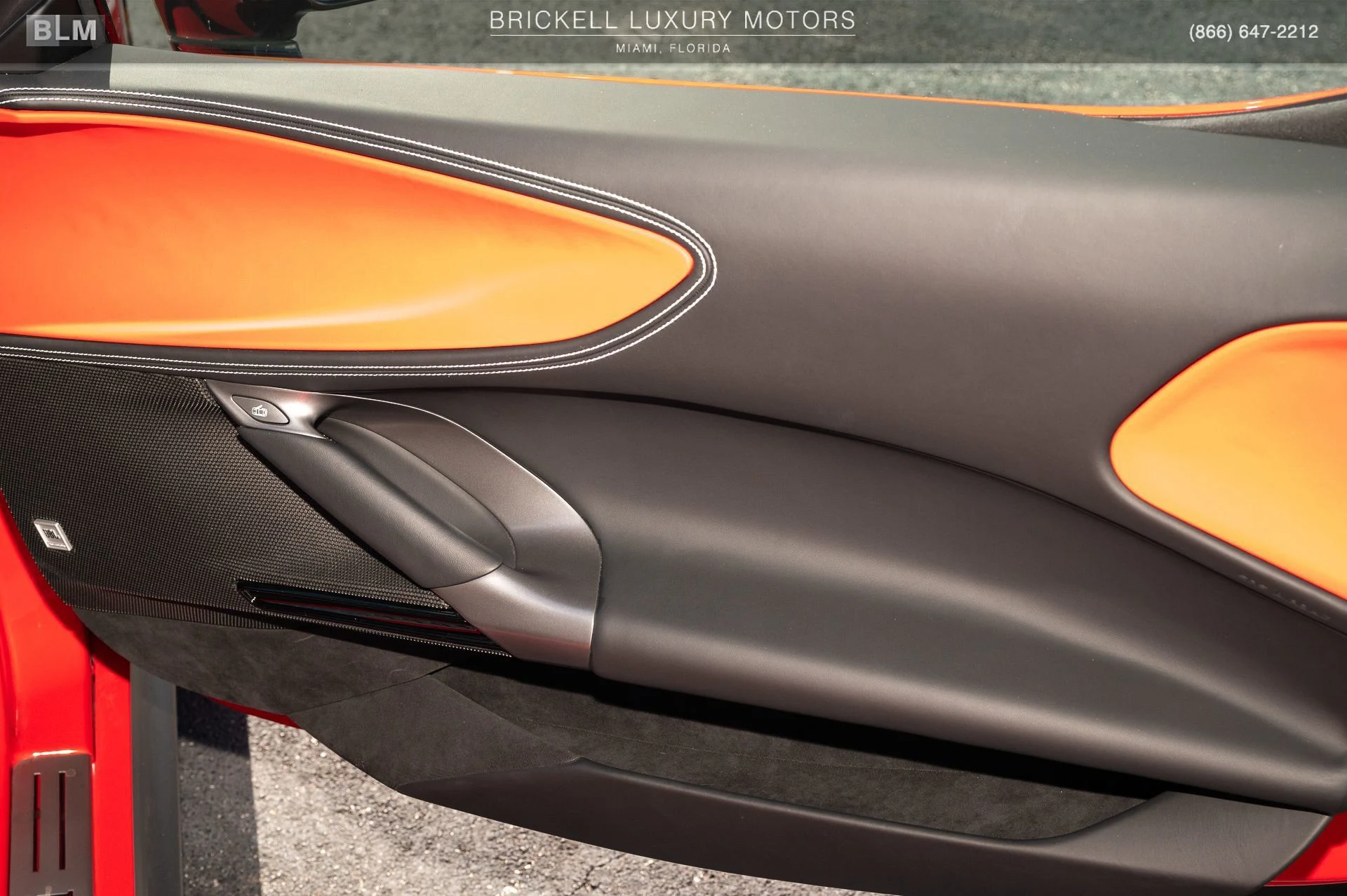 mph016_3683886649_2b8d07cd54c9475fa039af718c0abf09_e49e94e713