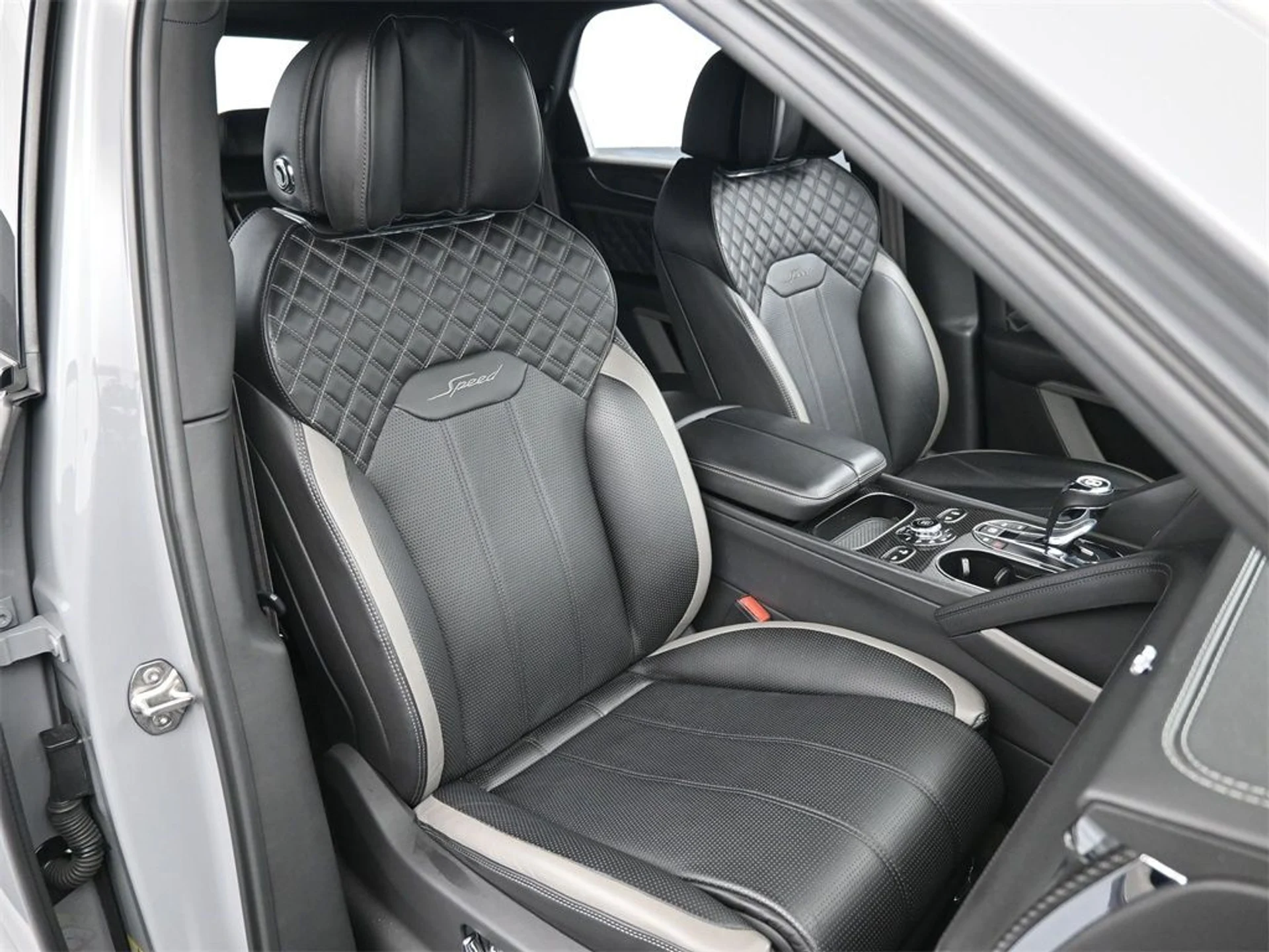 mph016_3684192986_9289a25dee7bd8d18fa6db6001cc381bx_15fd4379a4