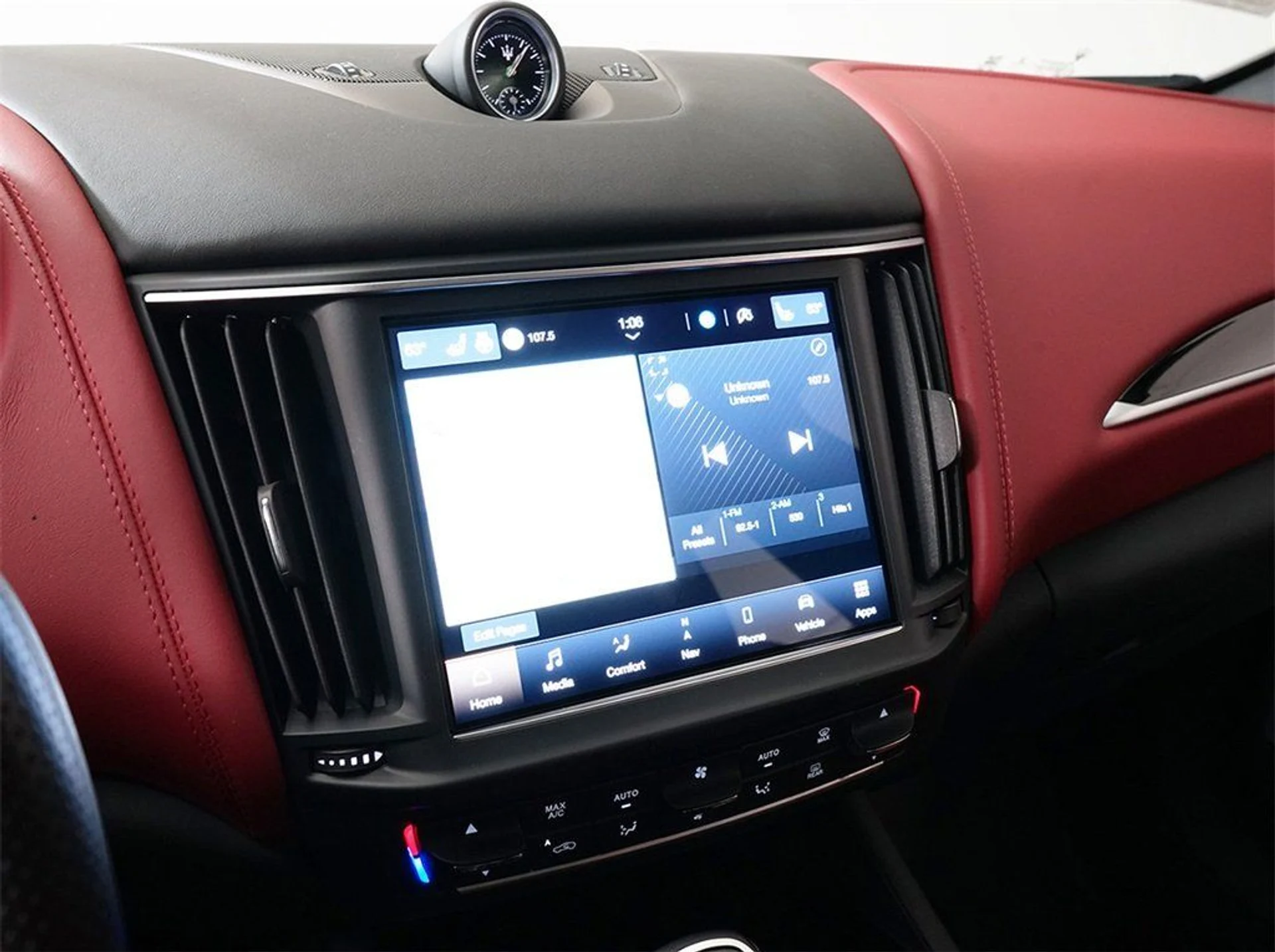 mph016_3689628805_86ac357fc6cdd448c2707d8d69f53bc9_e1c5c9fe26