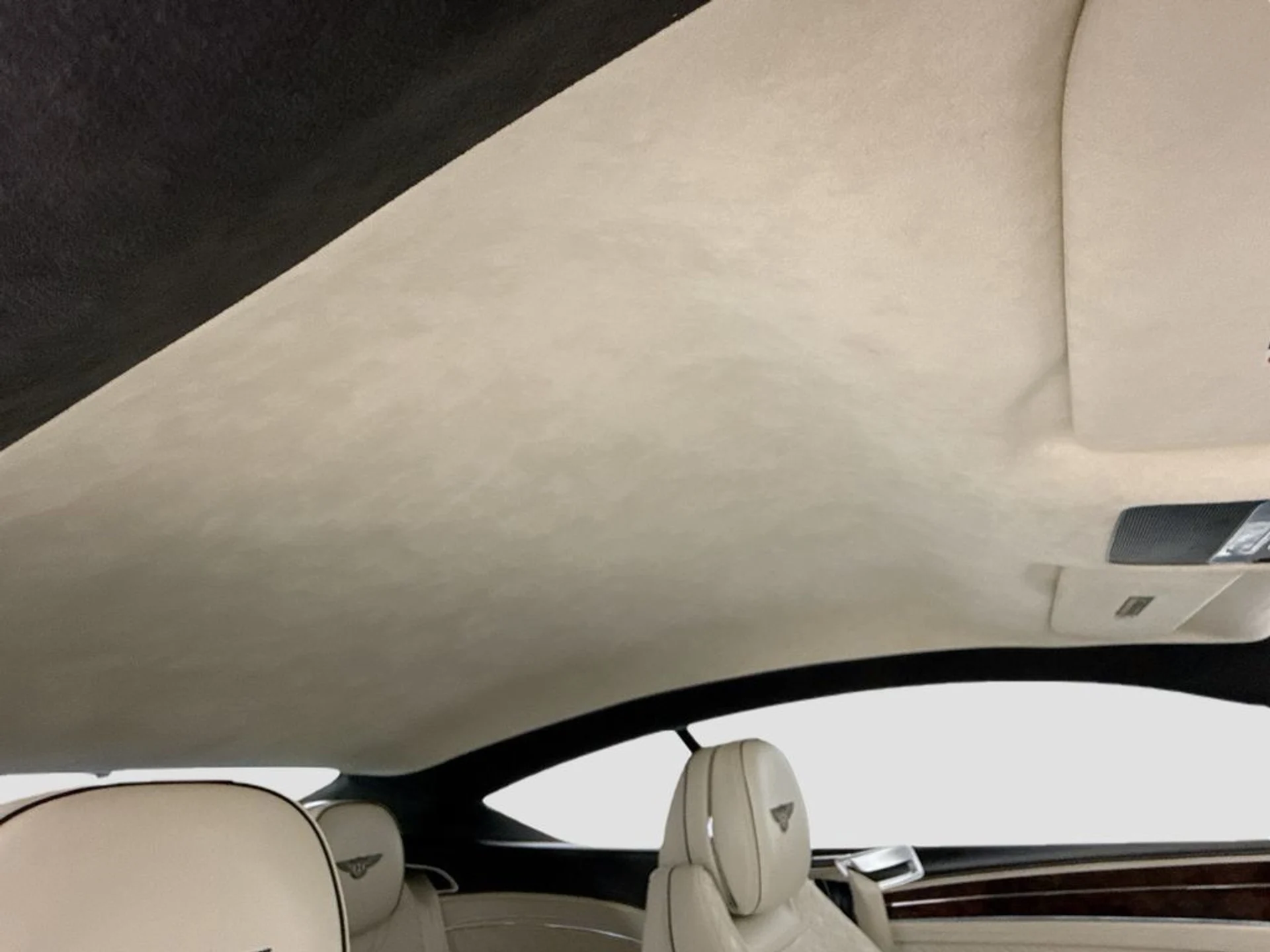 mph016_3691194861_used_2022_bentley_continental_gtmullinercoupe_8119_23012580_17_1024_2ae40ae5d0