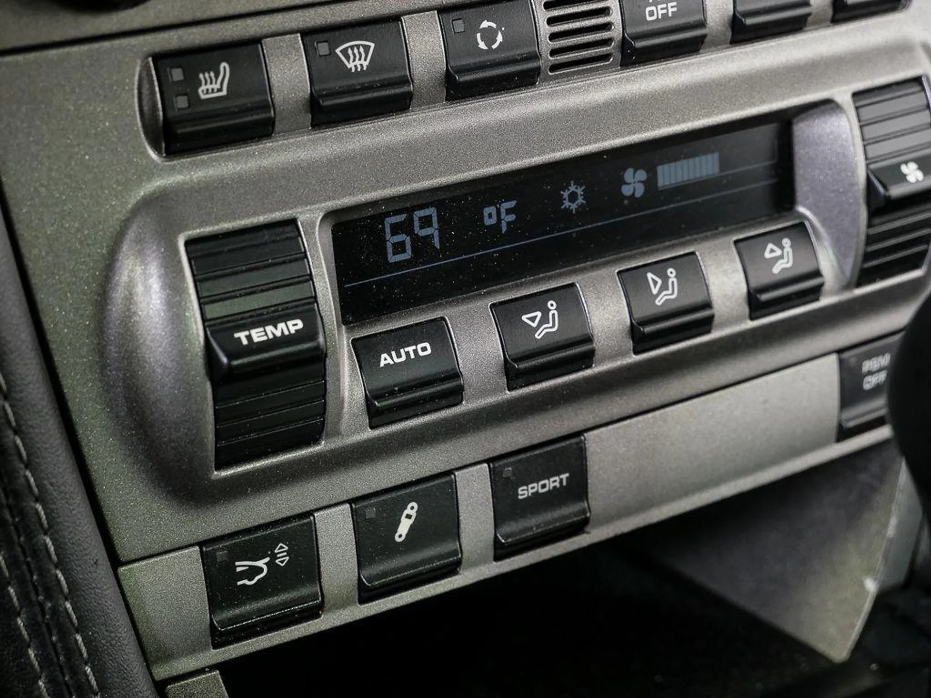 mph016_3691589457_Iv_Uq_Lq_KT_1ru9x_A2_Tz_VZN_Cfu_Md0_7f1f9e0403