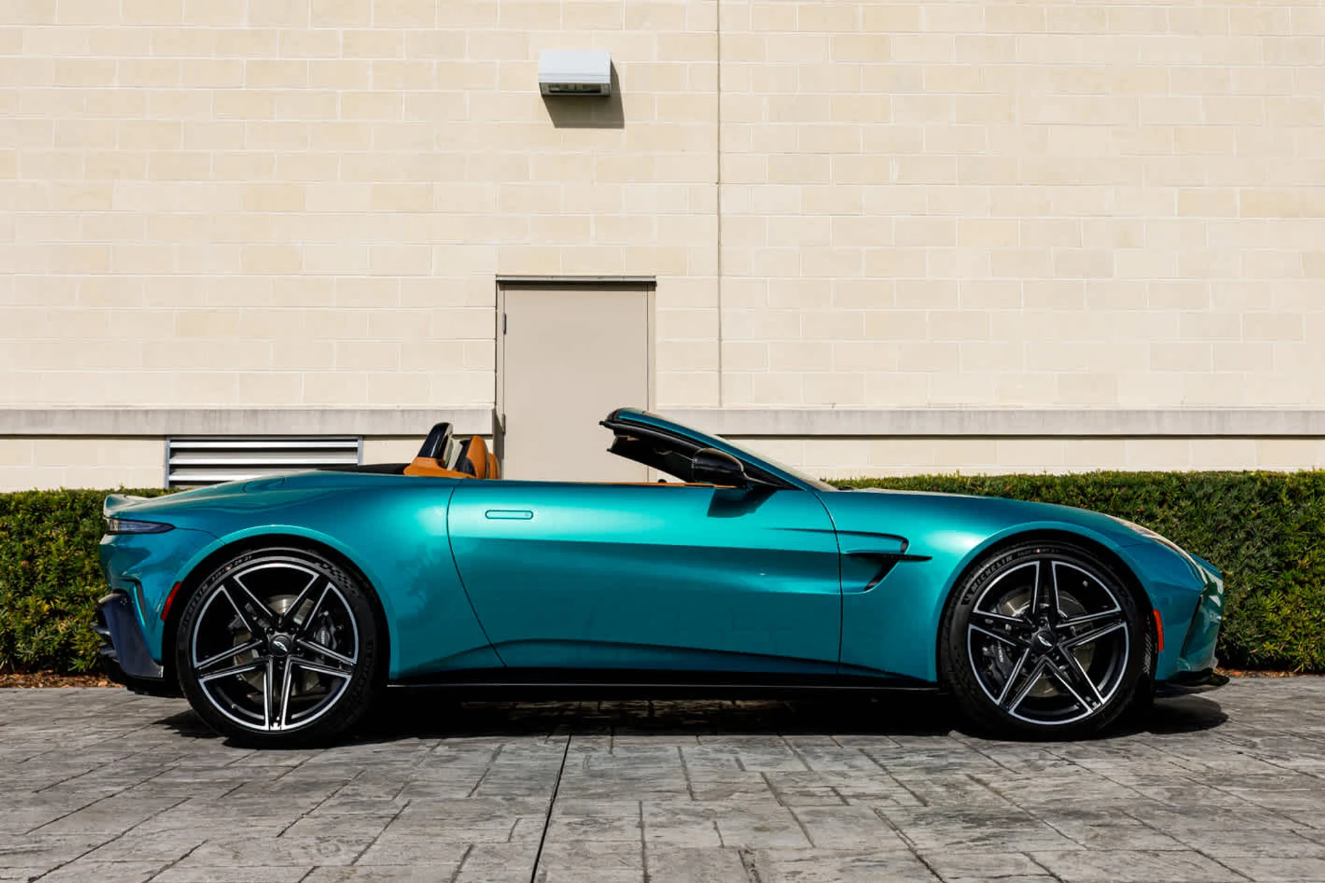 mph016_3695663264_17_103f78e0f1