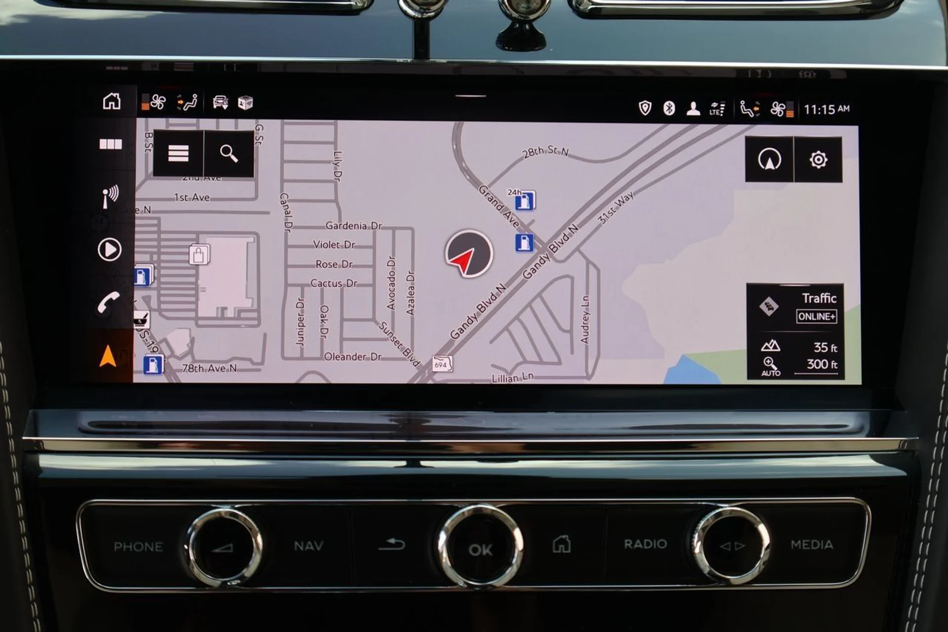 mph016_3700516447_17_fd9ab405d1