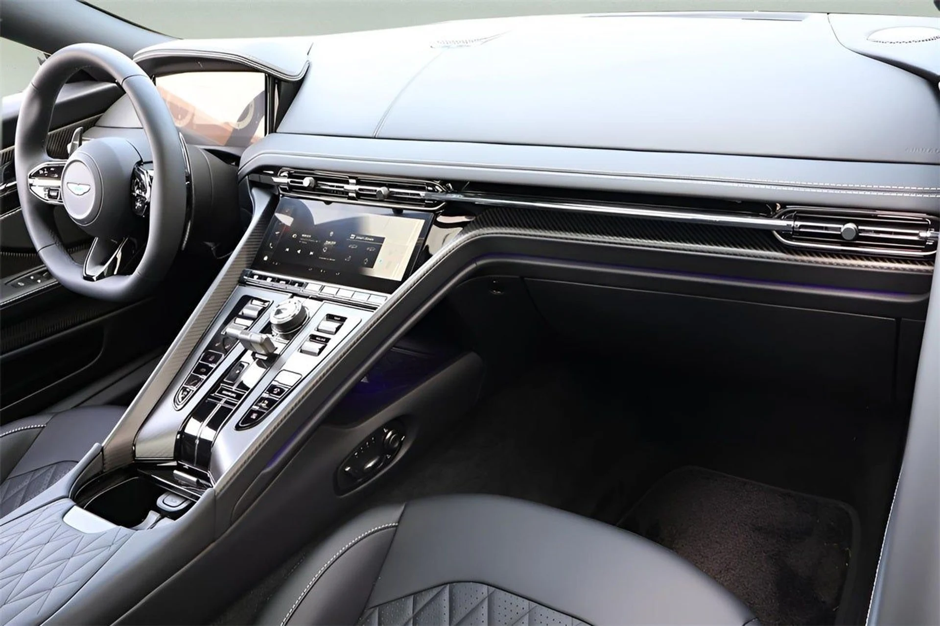 mph016_3717719661_17_e469638092