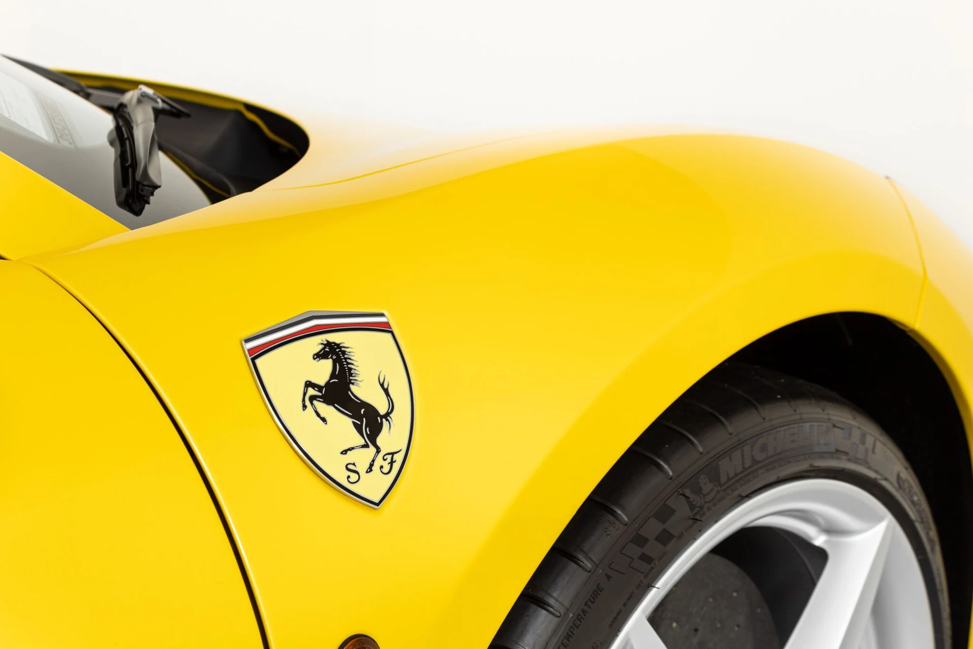 mph016_3718624154_3829e21b884f917882278362fcdbc680_64774fc997