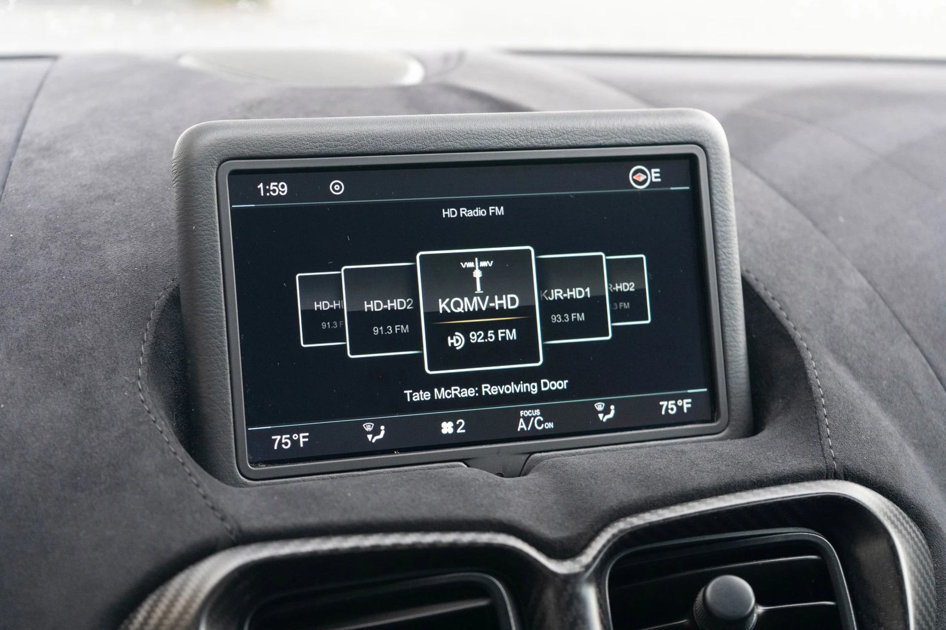 mph016_372130260_17_c0e738b9b9