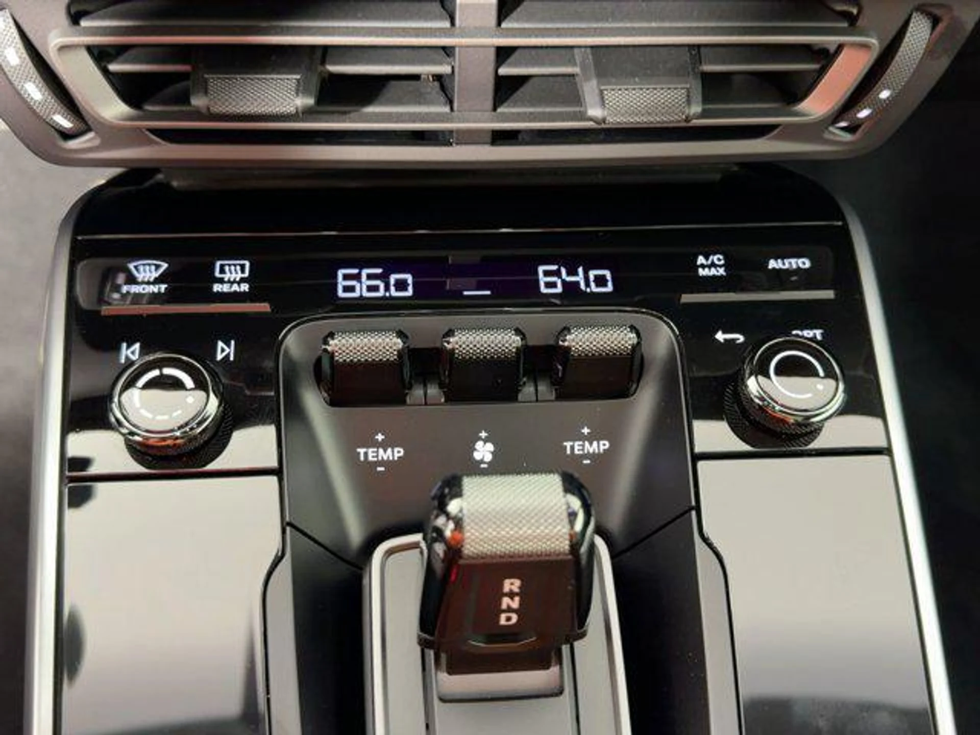 mph016_3723050100_F_Sm_WV_Nbkhx_Je_U_Ru_Wge_Le6gnrn_WM_f06bf3bc8b