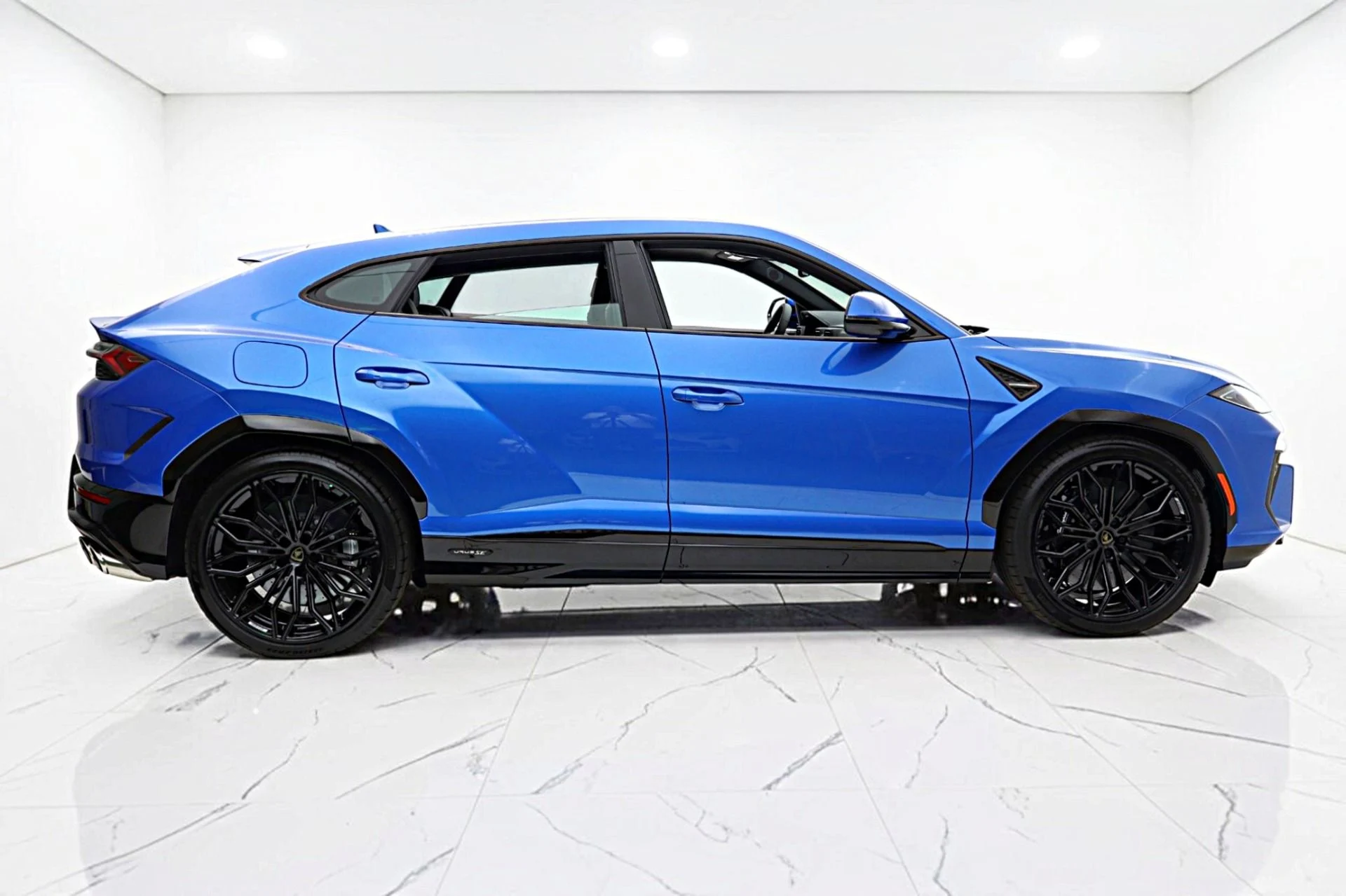 mph016_3728144938_New_2026_Lamborghini_Urus_SE_22462bdd29