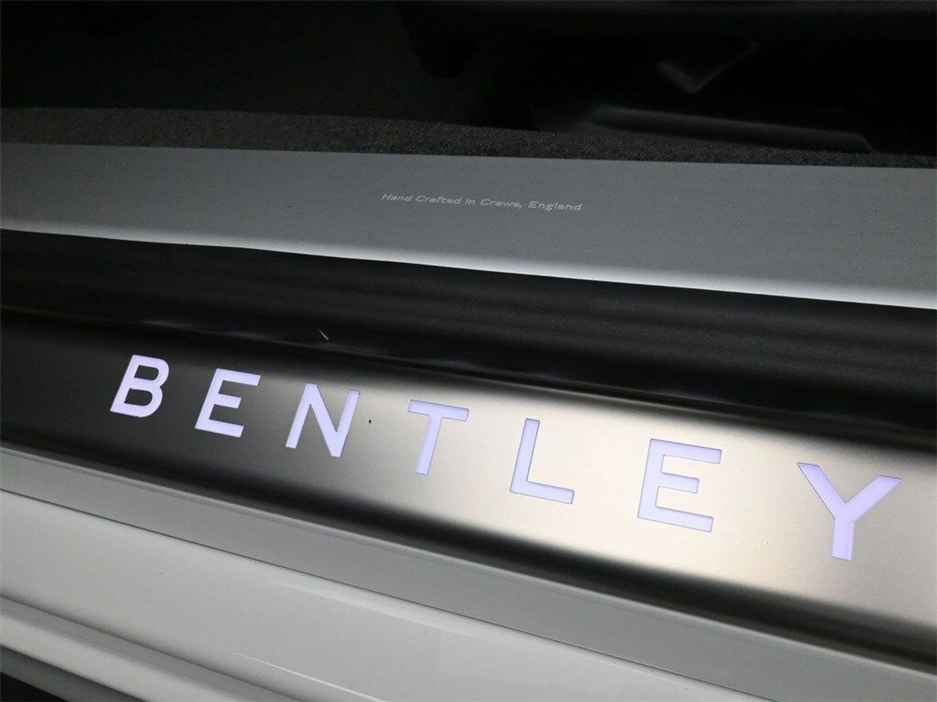 mph016_3728664969_2b71afe711d01f411b32aaab9603d115x_0e24b09cc1