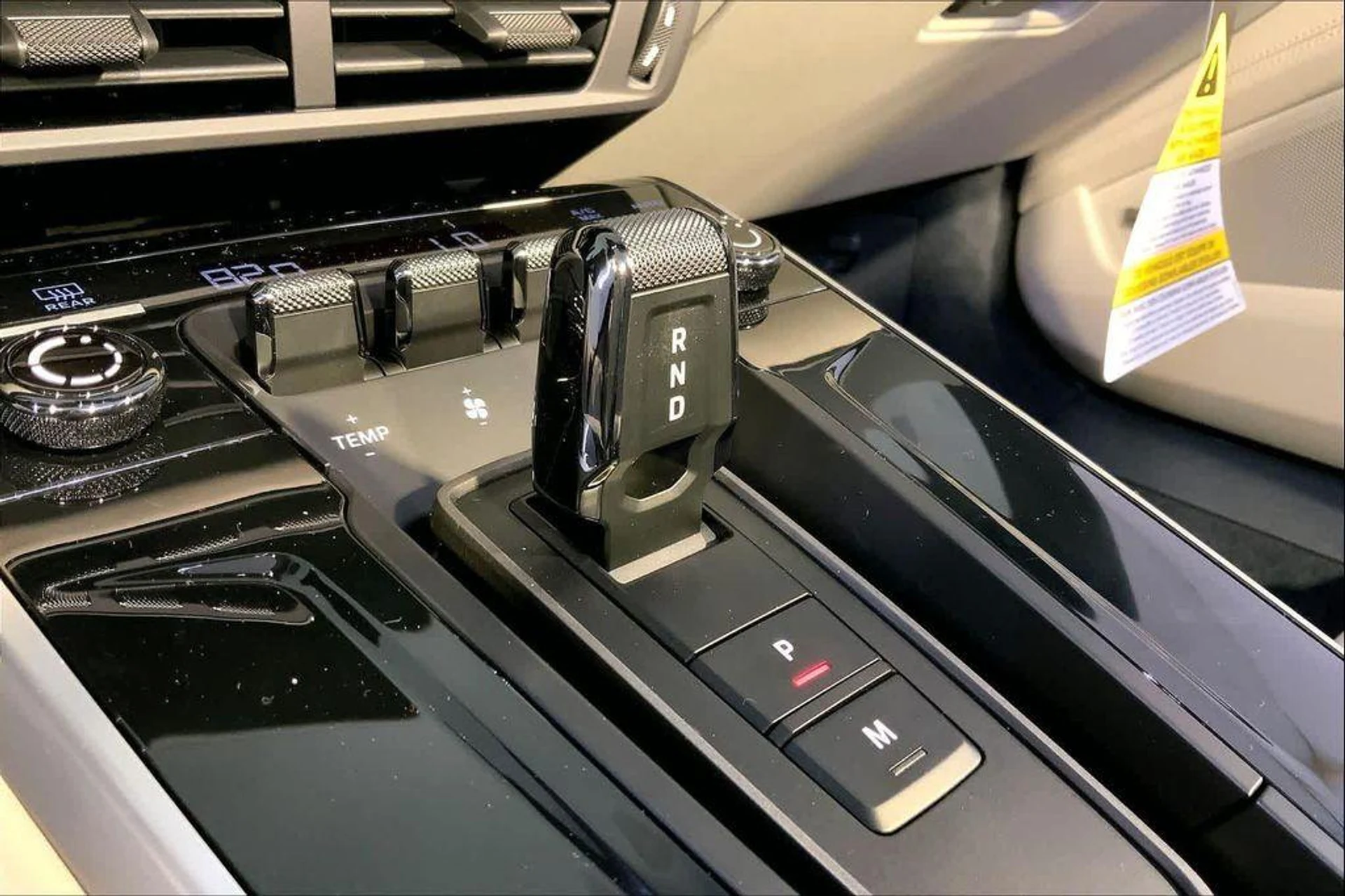 mph016_3729972956_HC_Okc6g_J_Uu_Dye4lz_SGLXF_3xwl_Bg_71bc2f28b0