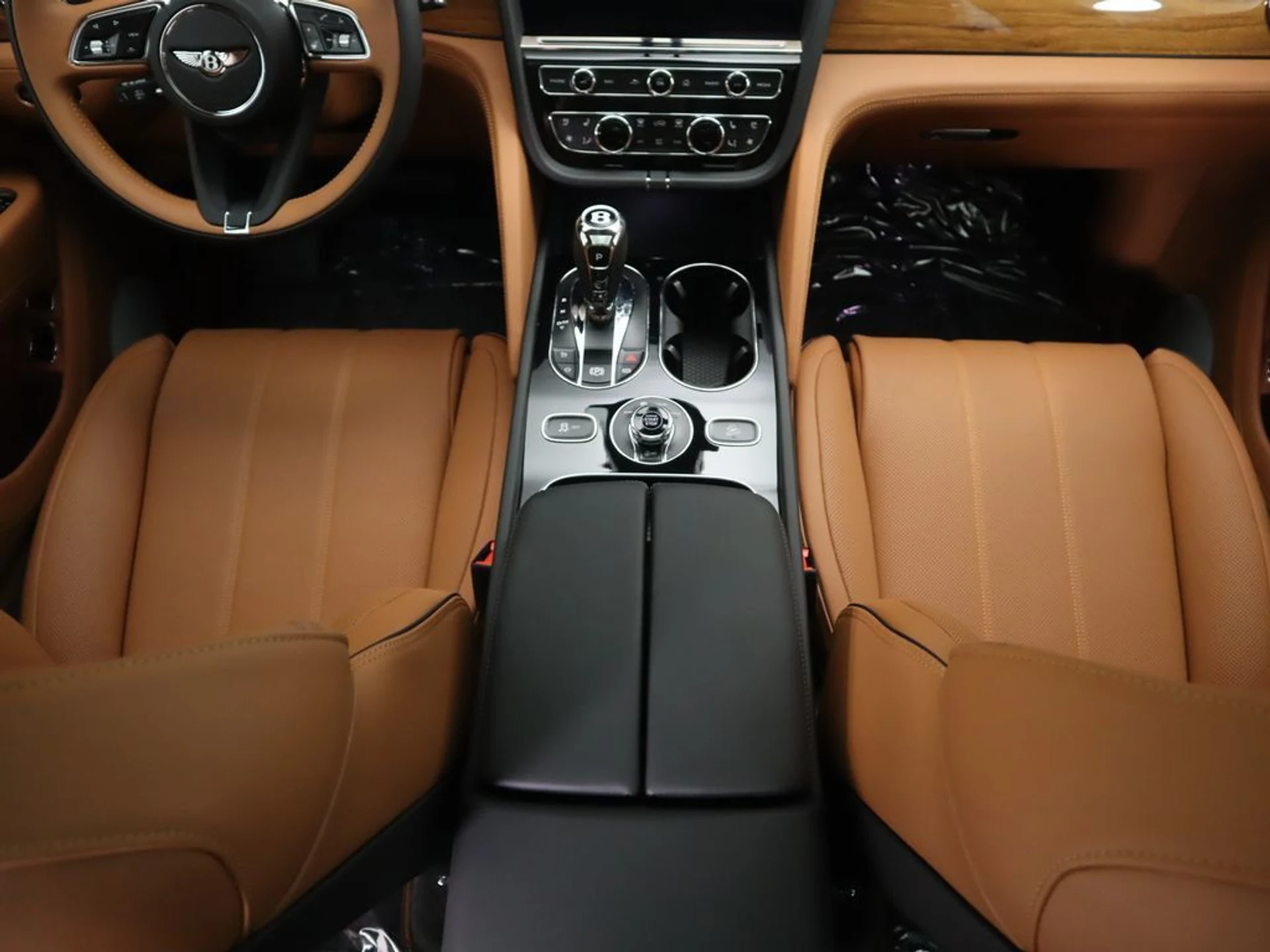 mph016_3732019852_new_2025_bentley_bentayga_v8awd_8119_22910537_17_1024_6f2d75b350