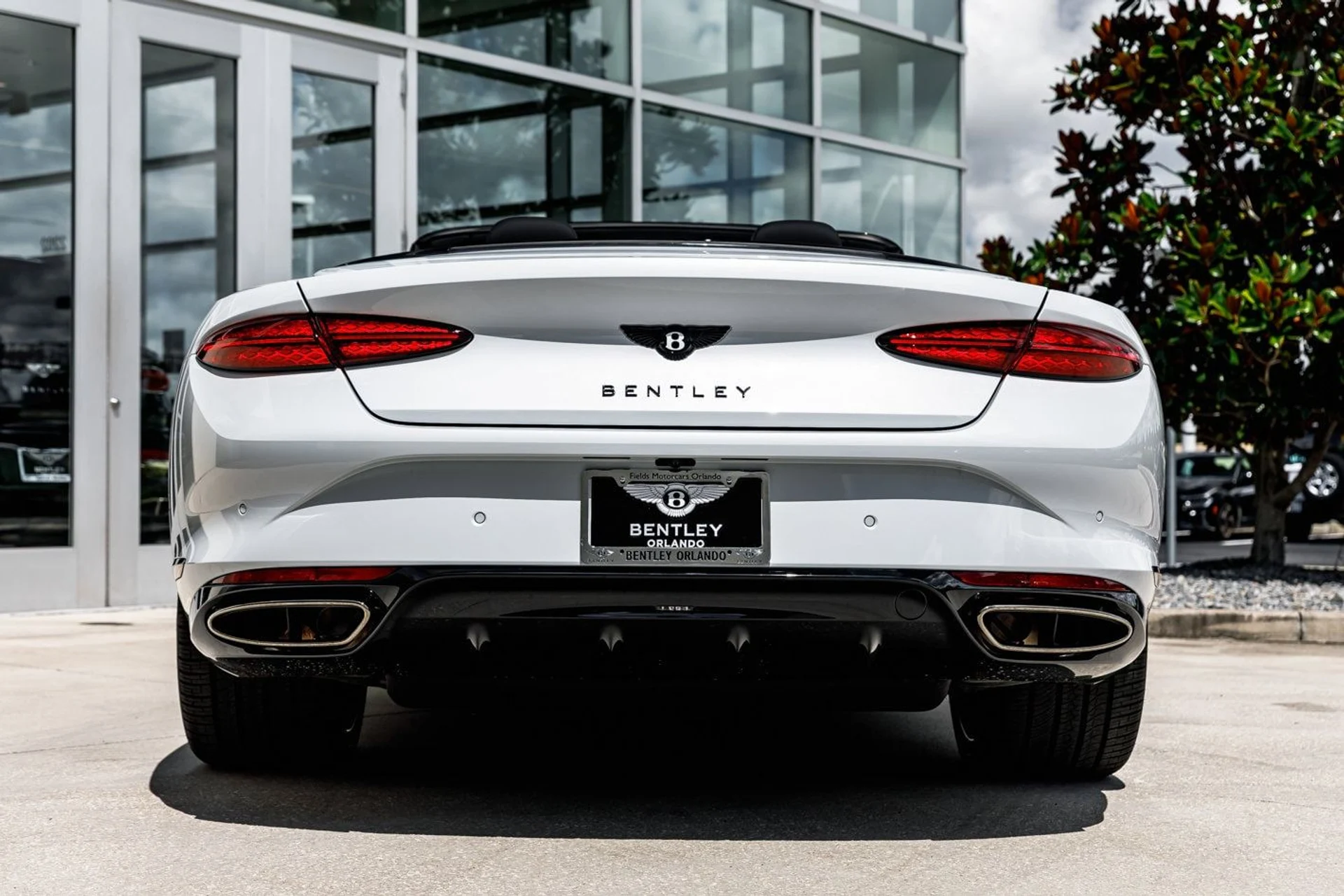 mph016_3732560460_95b9b3bb4f291bd00e0a814d5066532dx_fa954e068c