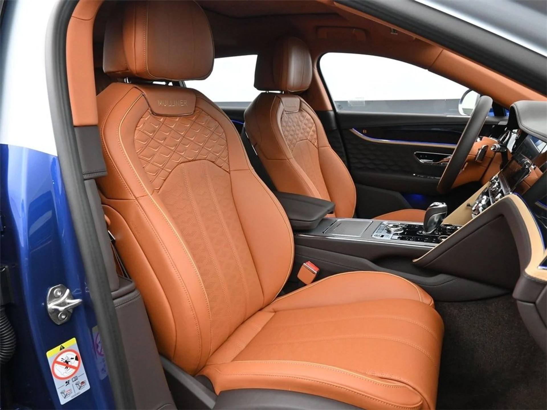 mph016_3740768902_c84dbbbeab33a06db87472b3bcfa6be9x_a2631d3012