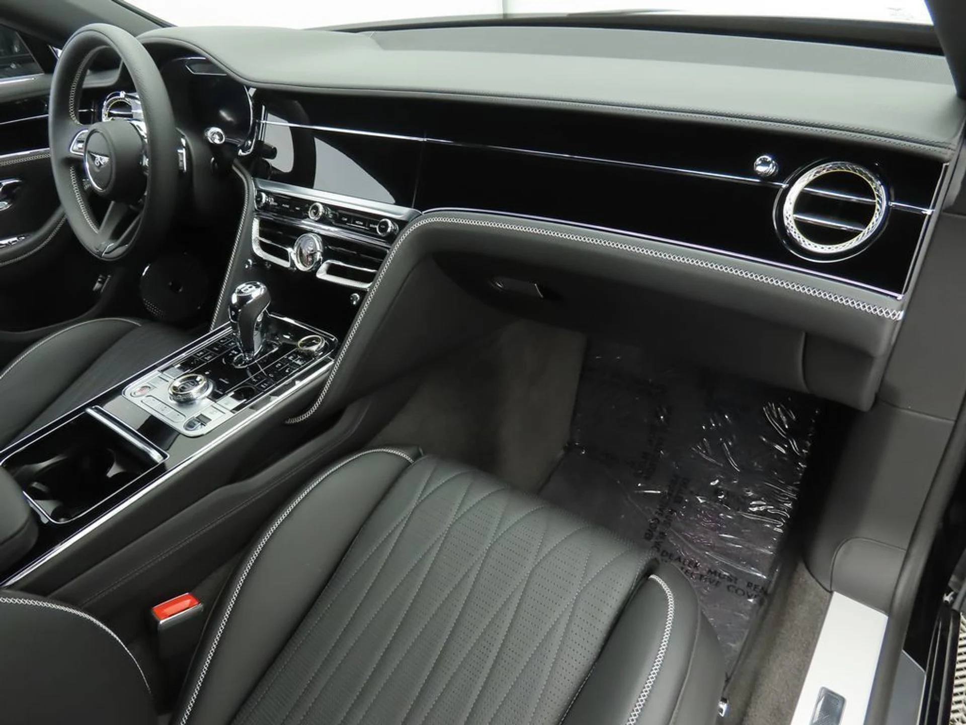 mph016_3742417005_used_2022_bentley_flying_spur_w12sedan_8119_22917099_17_1024_9c1d6f53ac
