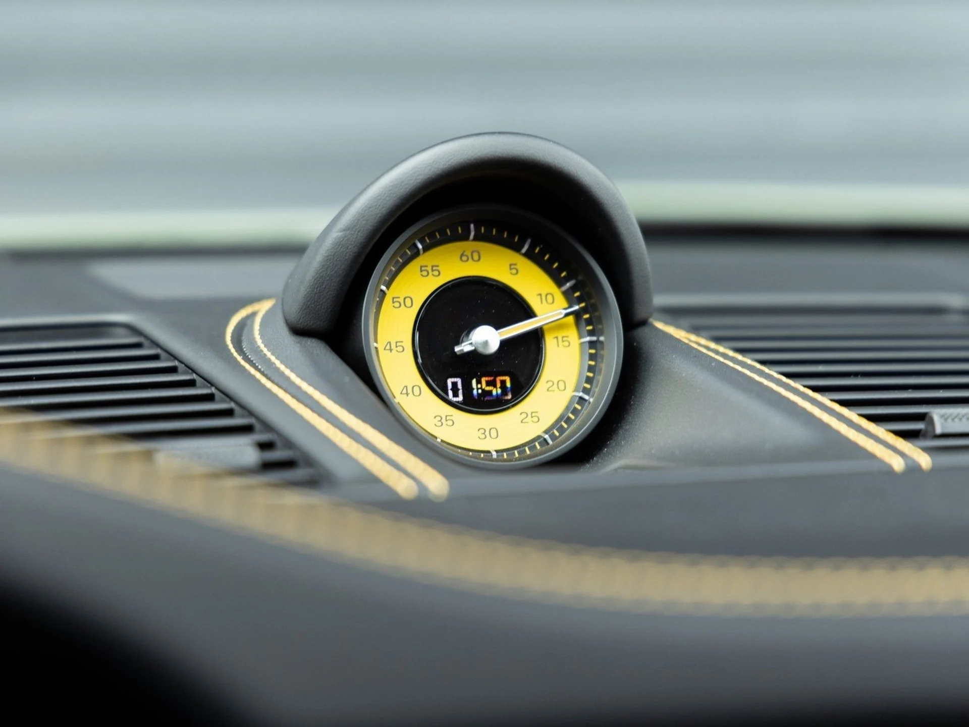 mph016_37425469_17_6be6568b09