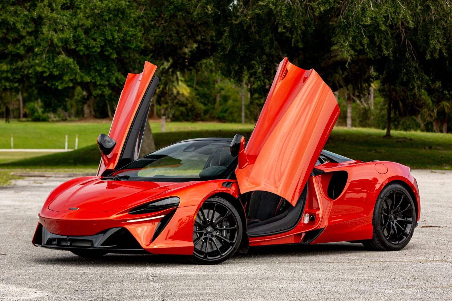 mph016_3743017176_Used_2025_Mc_Laren_Artura_Spider_Performance_00090172a7