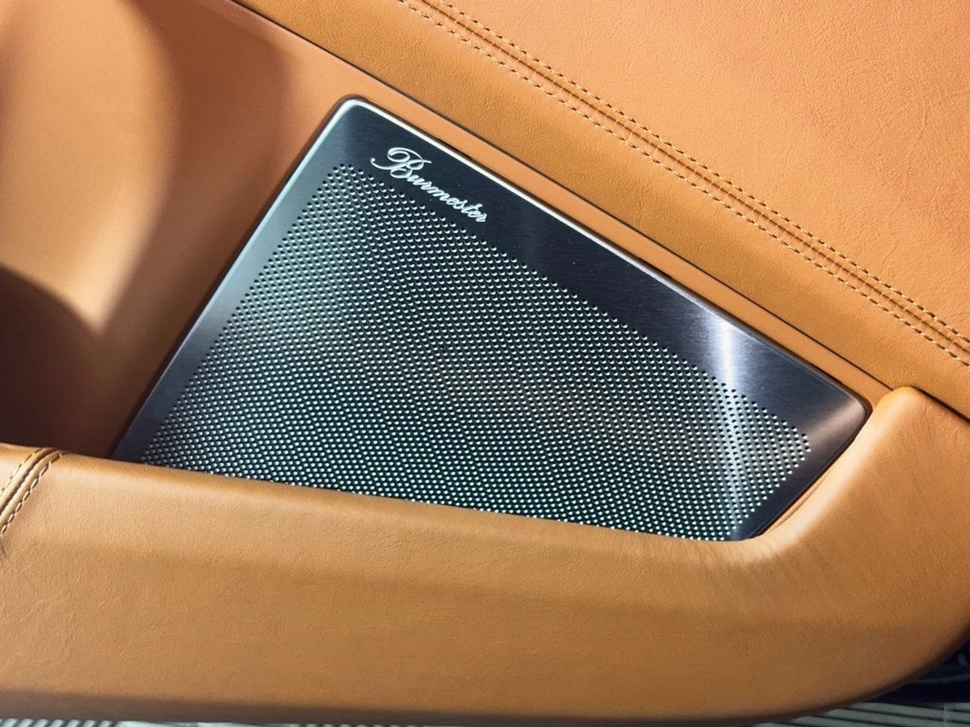 mph016_3744762553_17_2768212b1f