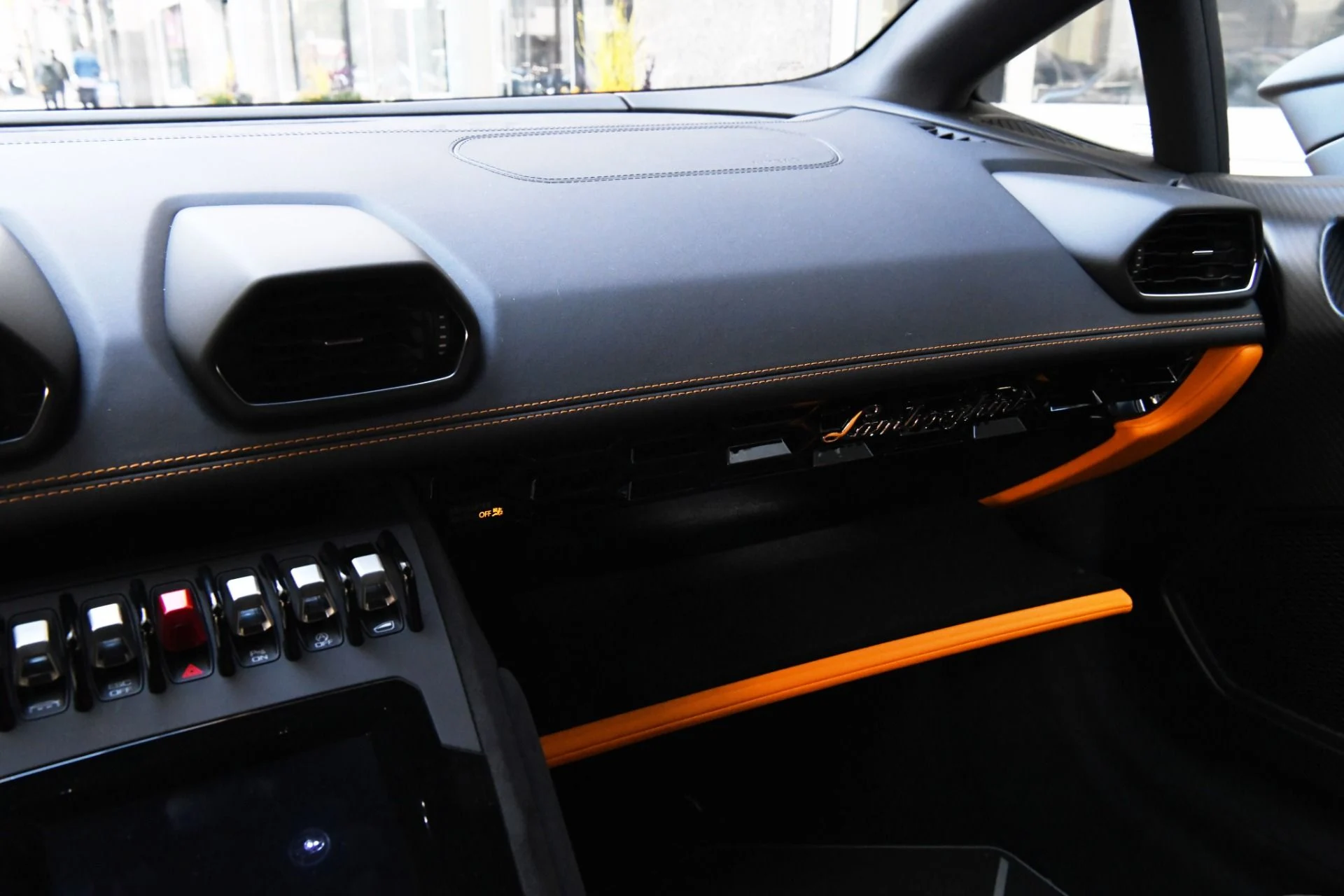 mph016_3747484161_Used_2023_Lamborghini_Huracan_Sterrato_1748536485_d2a1b0a618