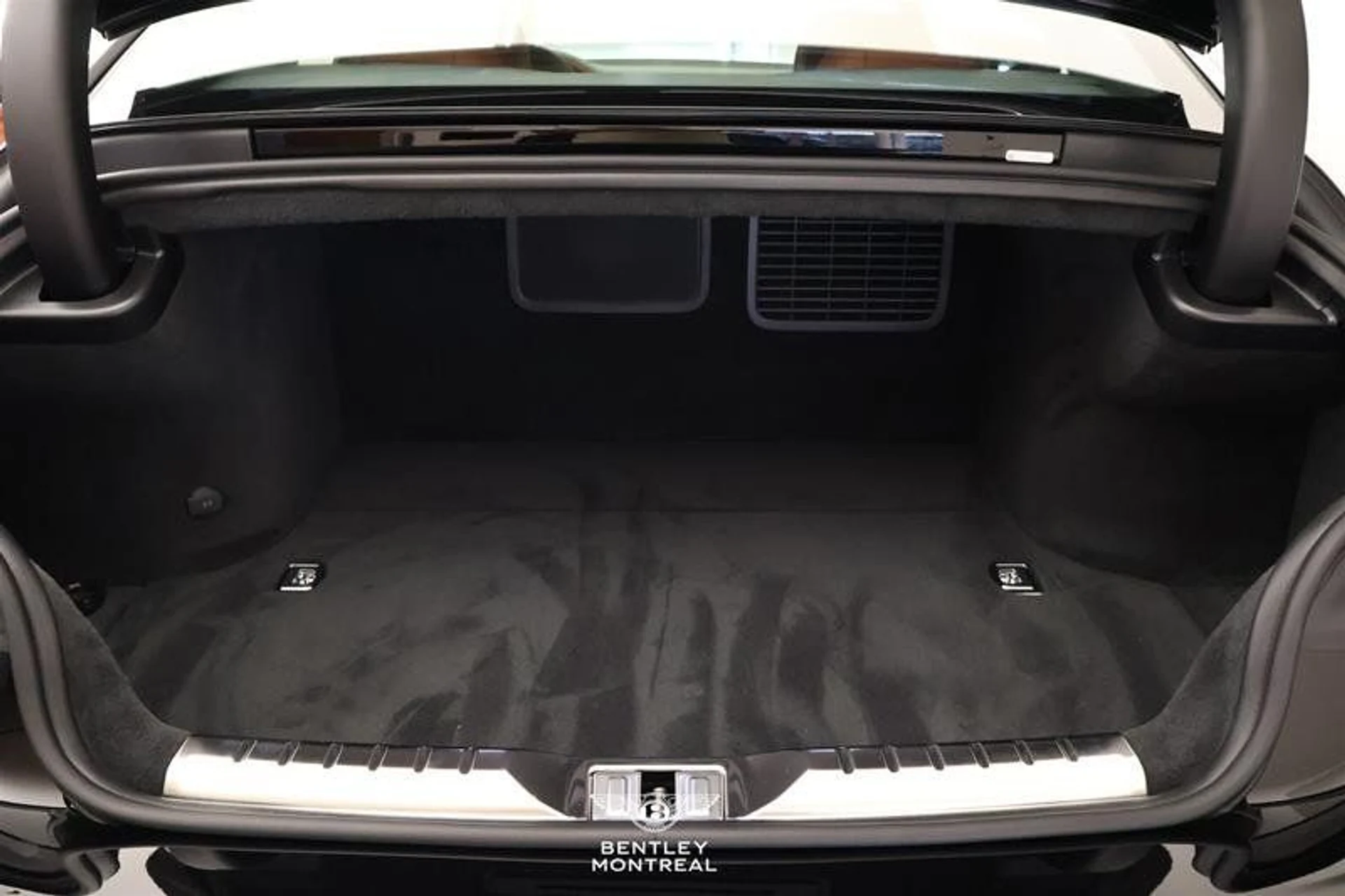 mph016_3757112055_37260650_03622_4lxpo2gb_2f6620bc5f