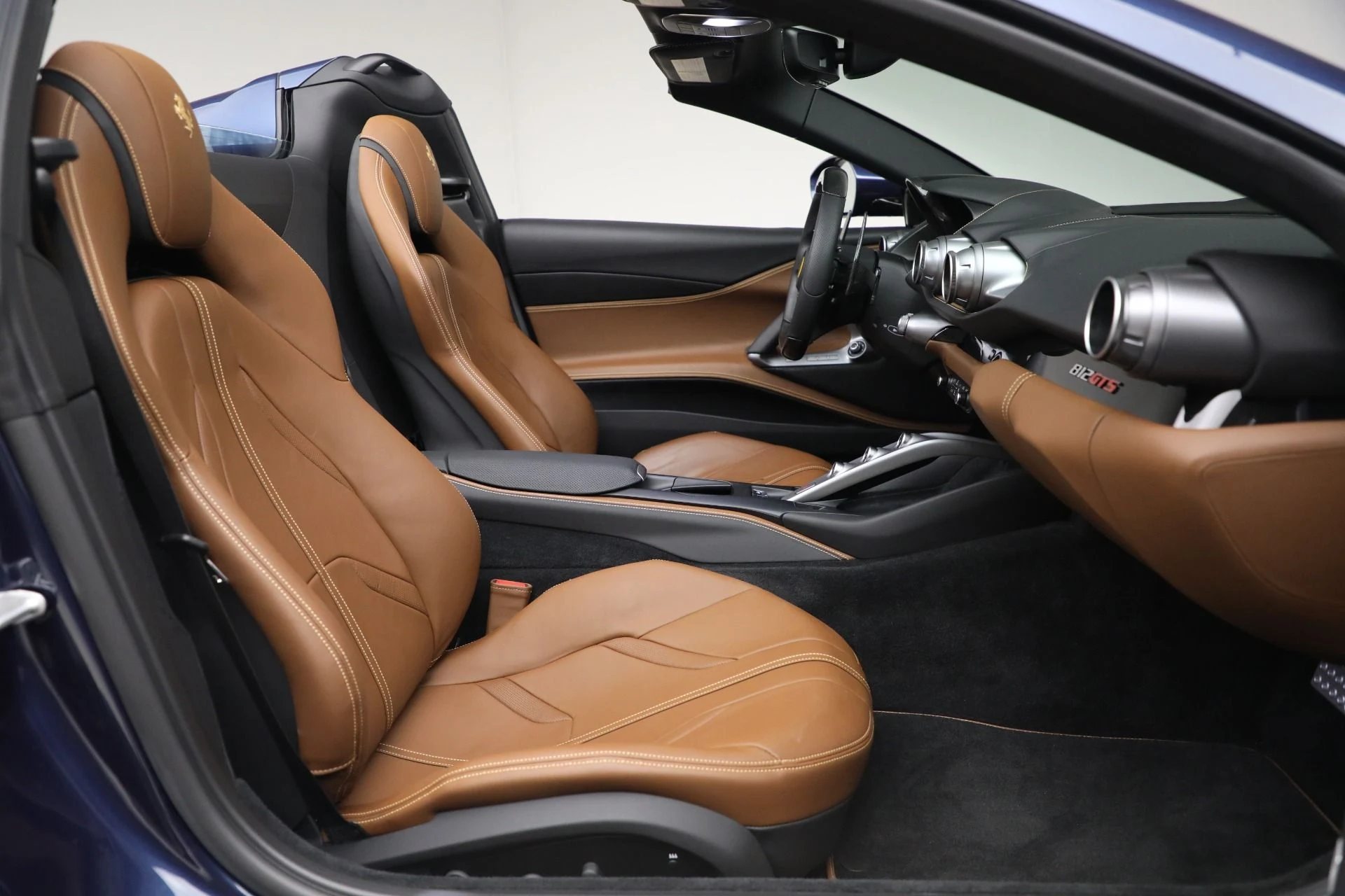 mph016_3757539231_Used_2022_Ferrari_812_GTS_1761676102_ac12546a92