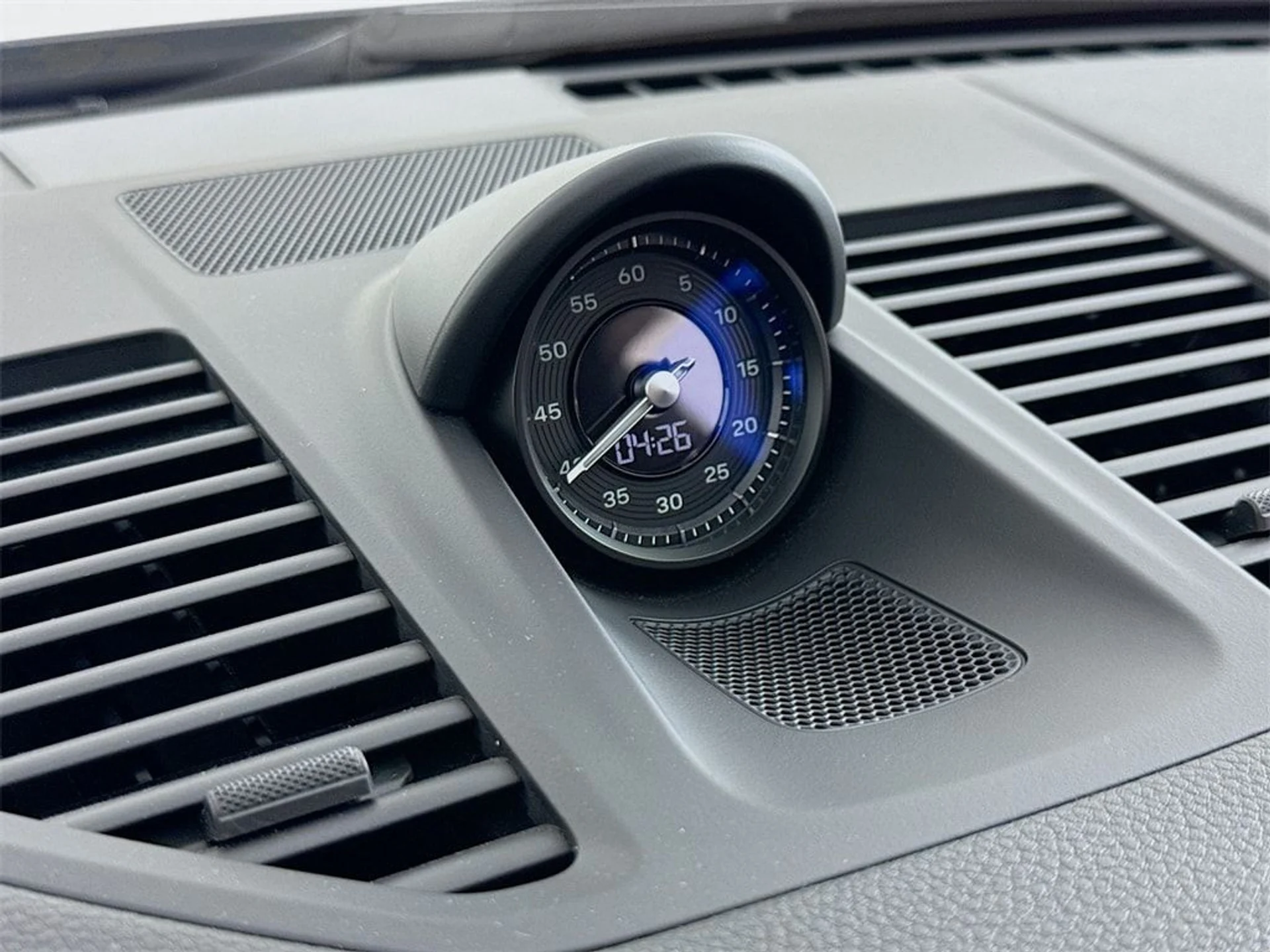 mph016_3757917000_1c9ae8221f4e4b3e0bbf65e242ea364bx_671e6bb757