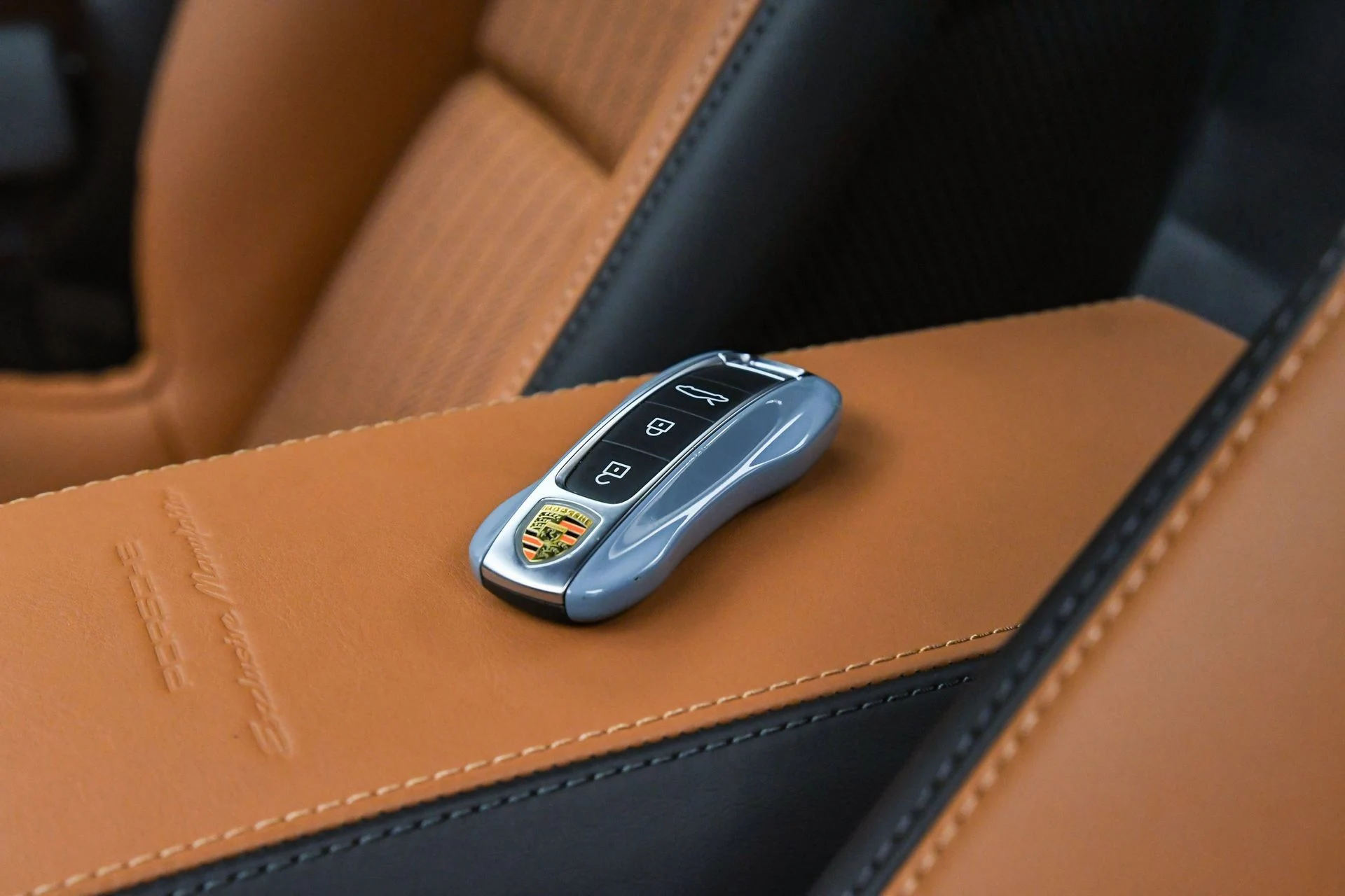 mph016_3759544984_816c44d3692a4c41be32a33b030c586d_6d6d2e4f3c