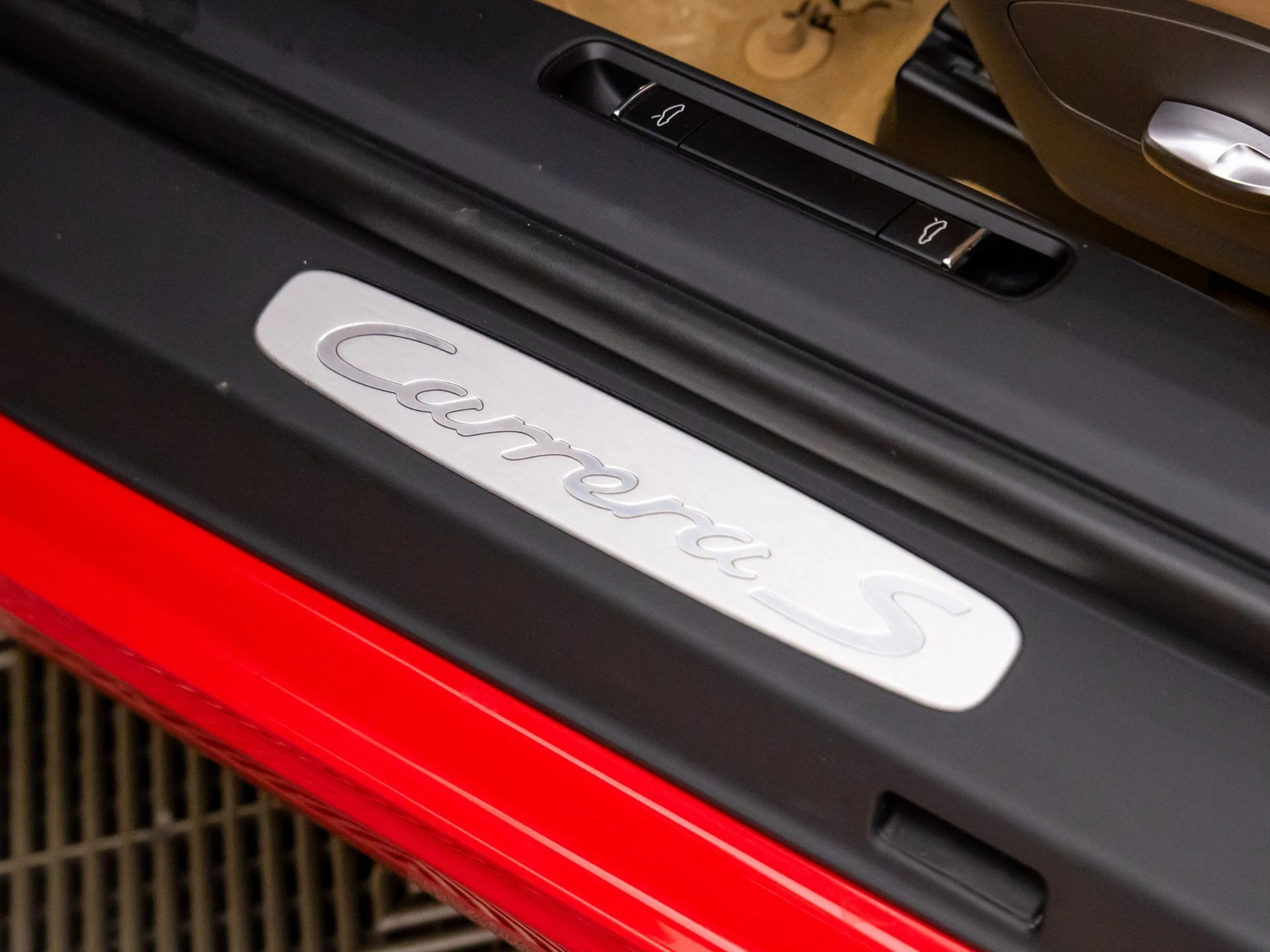 mph016_3766402211_422f6edd240595772ab4f1247f0189c3x_7e1959ff26