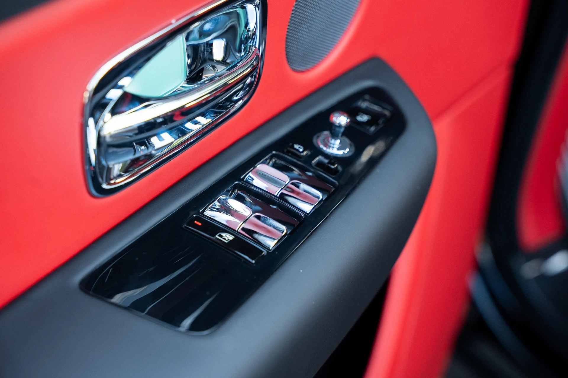 mph016_3769522511_444459225_695cc0208f3ee920bf5186bb_f8eb8d9da5