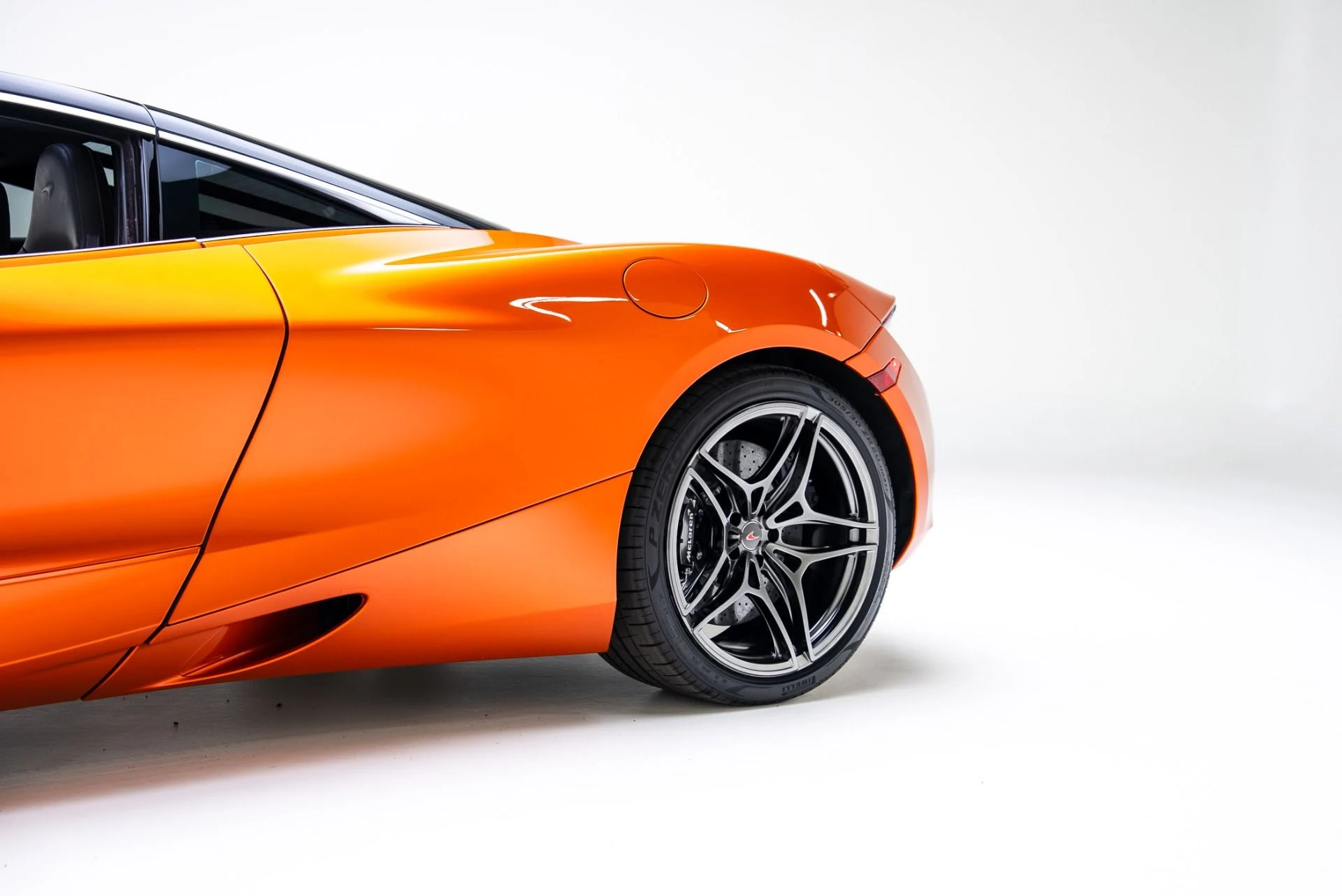 mph016_3770975238_Used_2018_Mc_Laren_720_S_Performance_1769552017_acfcc89907