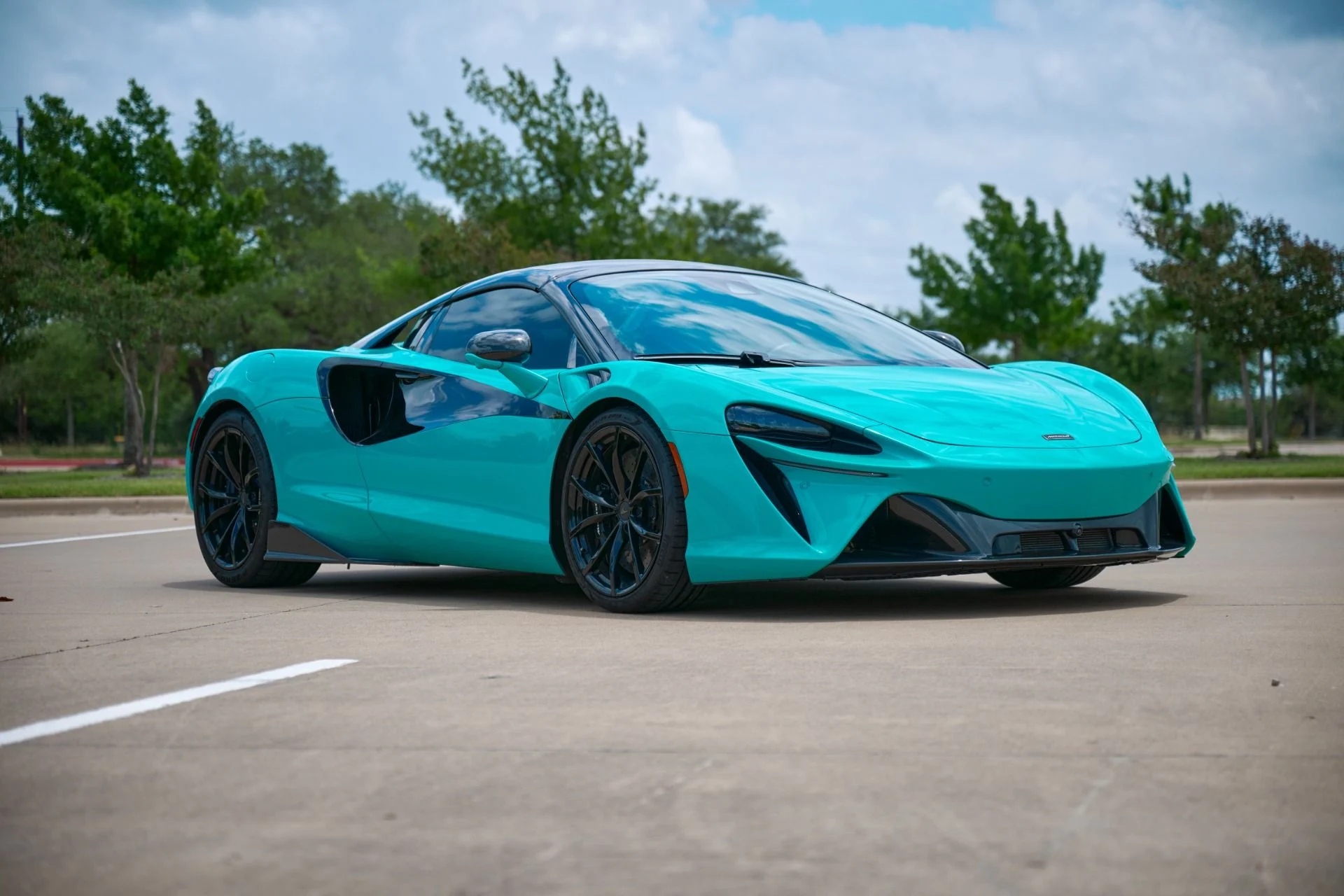 mph016_3771870166_Used_2025_Mc_Laren_Artura_Spider_1779138981_c76b4135e2