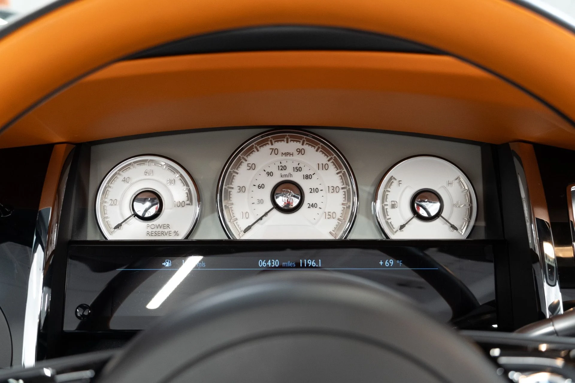 mph016_3773280140_Used_2020_Rolls_Royce_Black_Badge_Dawn_1774033974_15a792caf5