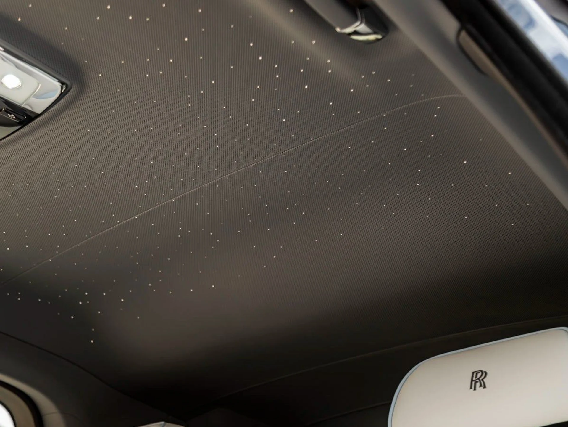 mph016_377598145_17_2be17694bb