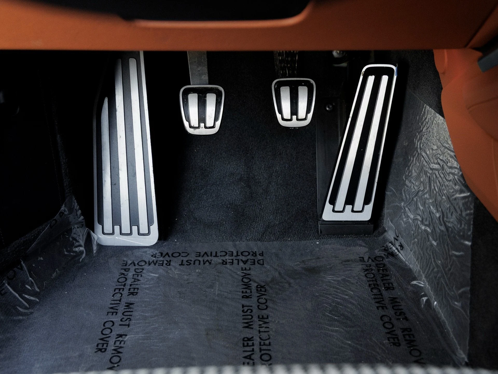 mph016_377863767_17_74a4104390