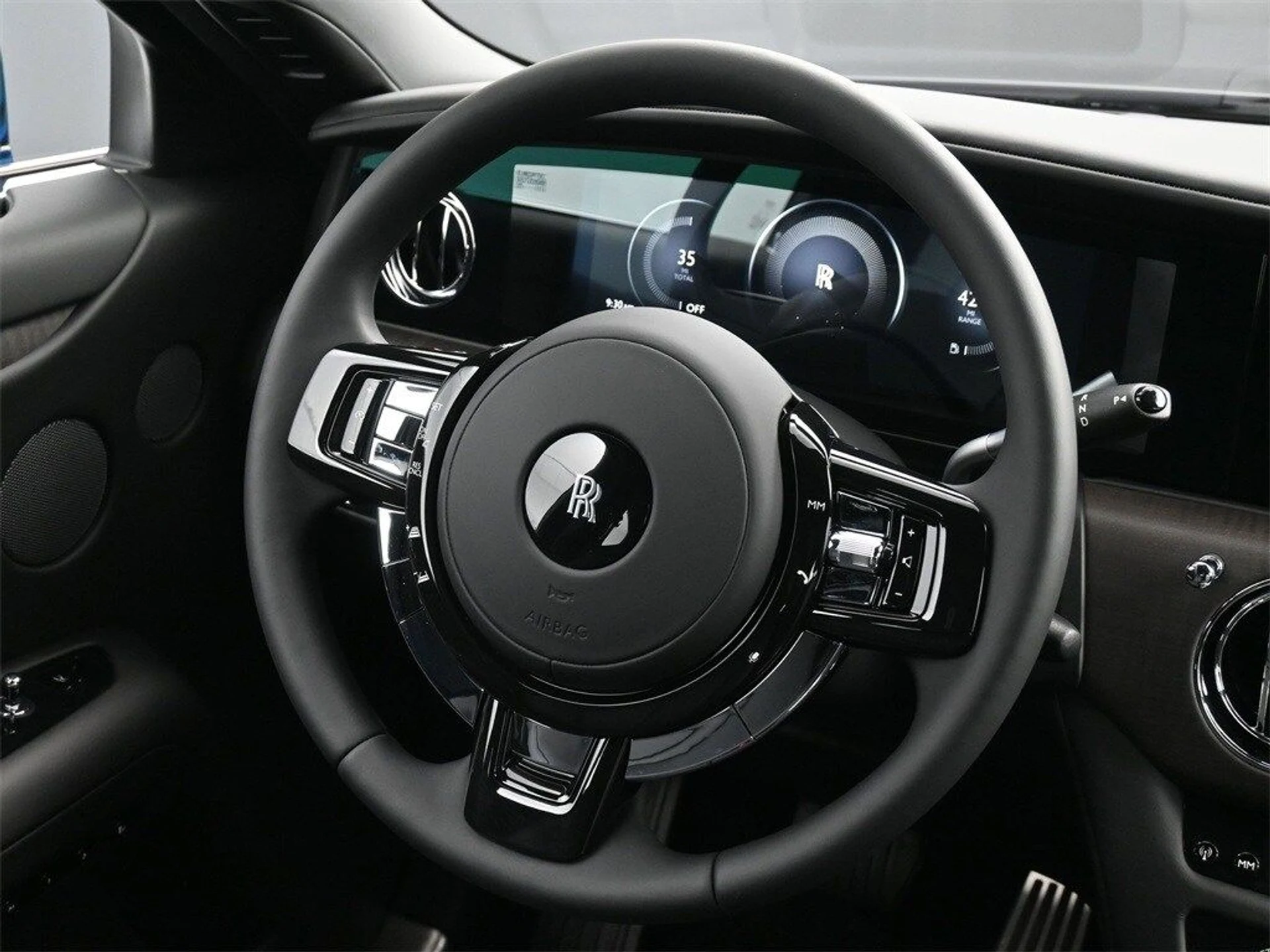 mph016_3780846702_fa8339b889a43c01df1aefc999bb6c04x_f24f43c232