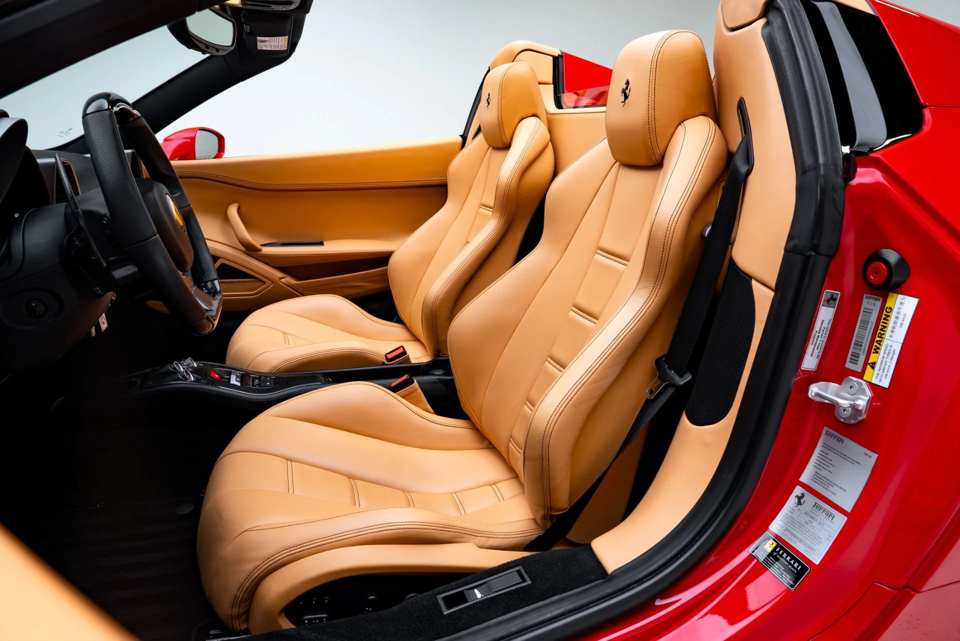 mph016_3801542449_Used_2014_Ferrari_458_Spider_1778539625_ec1367dd78