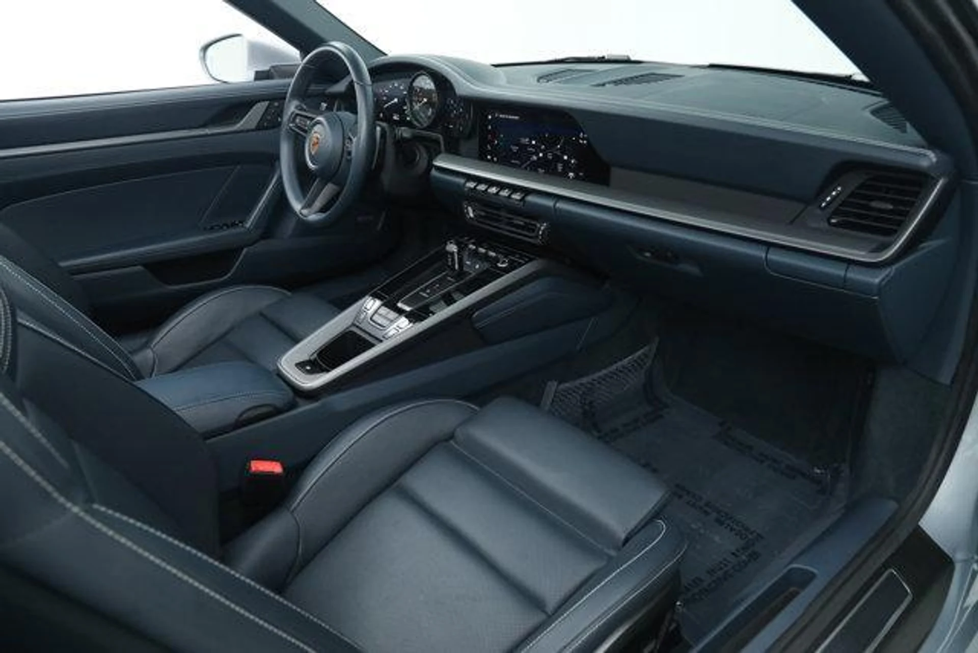 mph016_382715585_GEF_Vbmho_SQ_Ah_Rzswjt_Uh_Dmt2u5w_c3052a6bc5