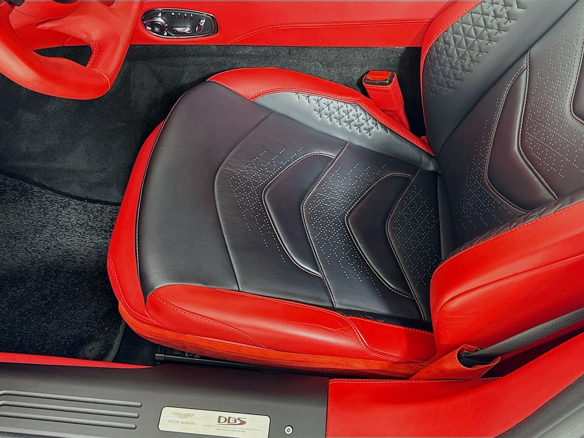 mph016_3827943496_0d09db83f4432f0d0259fb41b3cde868x_fbdc3285da