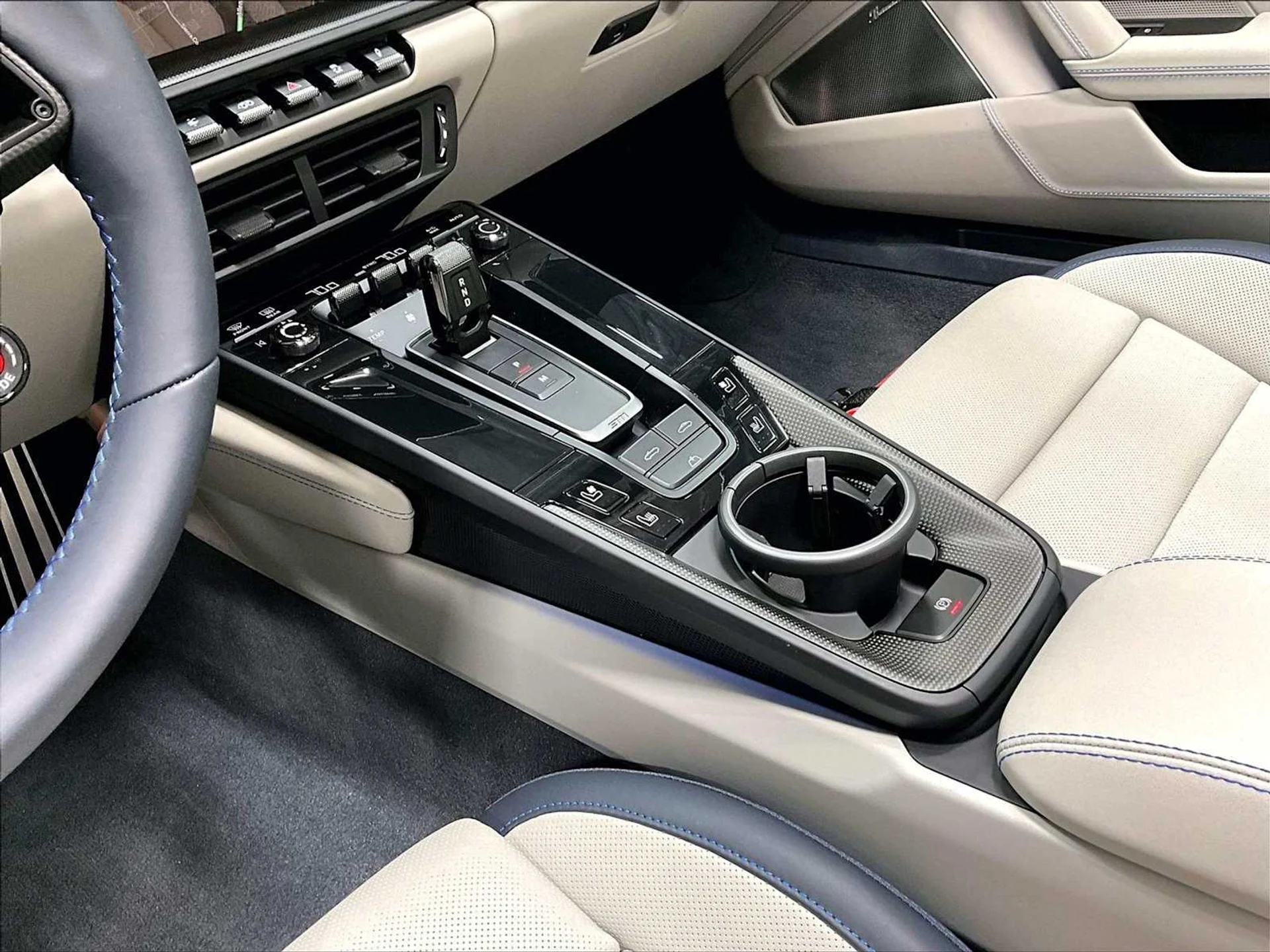 mph016_3834190502_cbf46d53fec7b85c2be88c40aea48274x_9efd96c42b