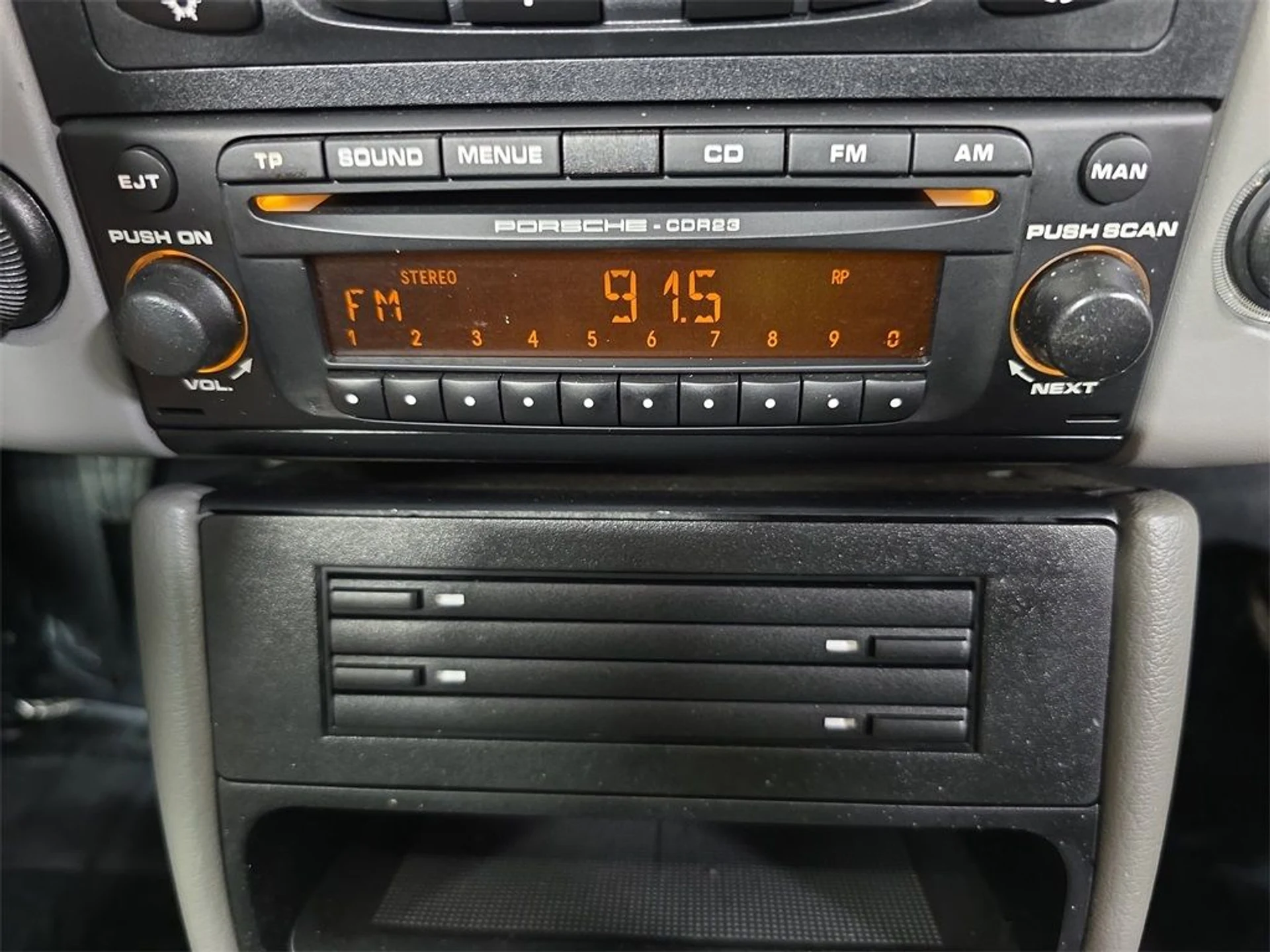 mph016_3835787621_4d9978ac0167291edaa652ceaf2f5835_54d4e5100a