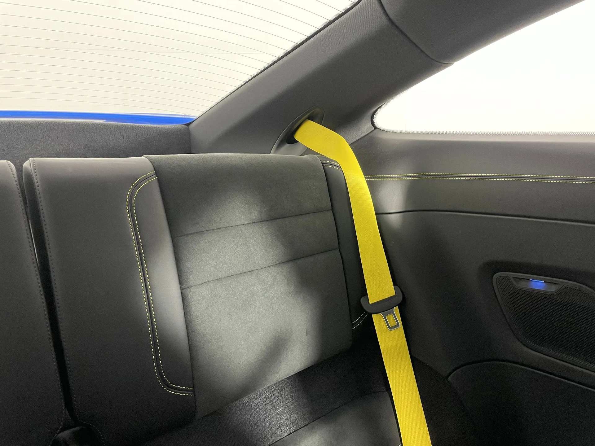 mph016_3839767022_5945bc95feda137093aba28b56e4e868x_2a30e4cb05