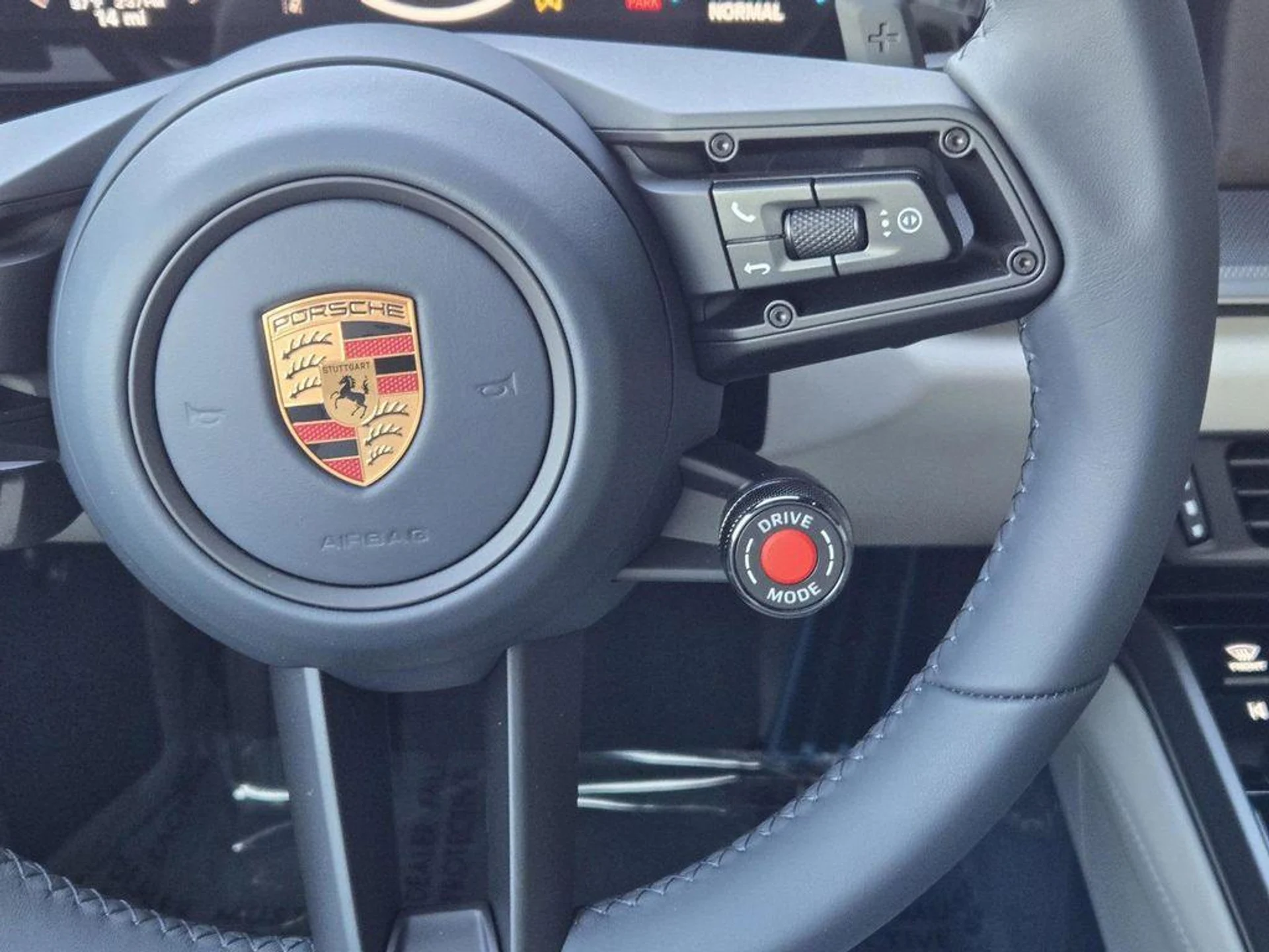 mph016_3845554807_vd_RO_Th_p_Kyp_F_Xk_BJ_3o_Mn_Ha_V4mr8_f45b020010