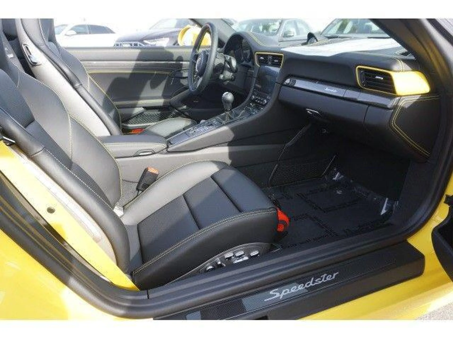 mph016_385181279_NH_Bul0_Ha_m_GY_Jm_Zr8sh_L9_Yw_Y0_Y_5b53eaf797