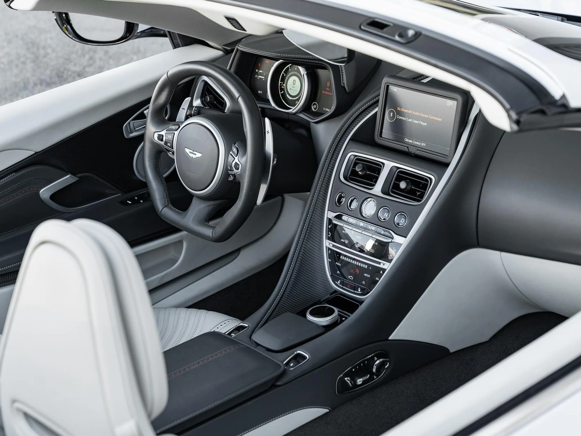 mph016_3852743181_Used_2022_Aston_Martin_DB_11_Volante_1767028102_3edecbab1d