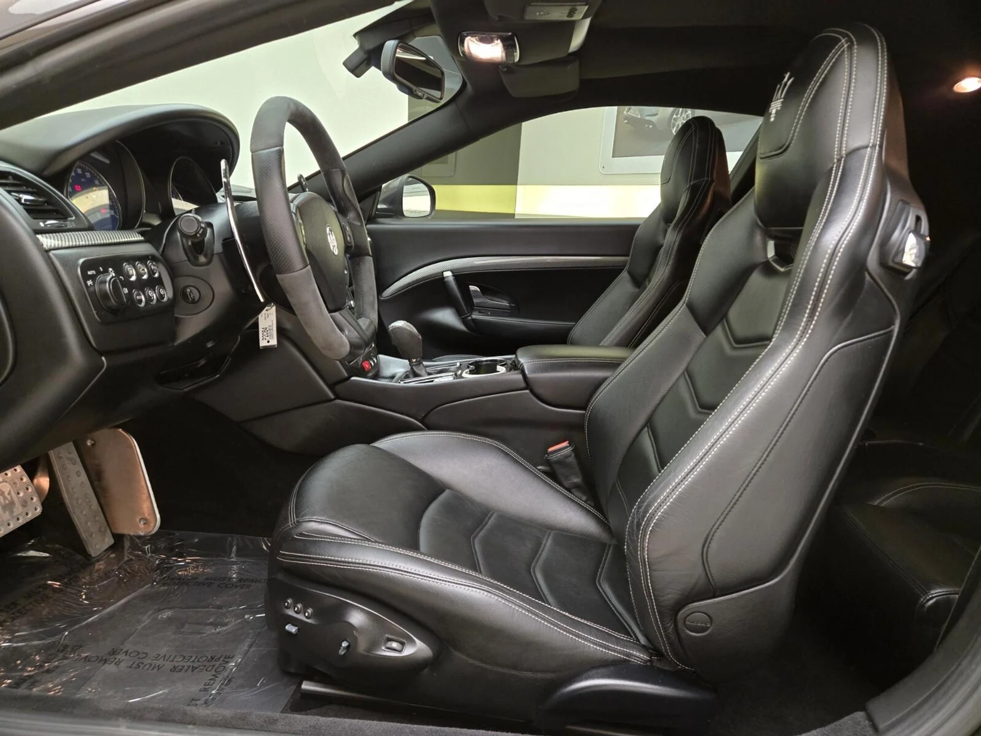 mph016_3856857925_Used_2017_Maserati_Gran_Turismo_1762500425_8160922f1c