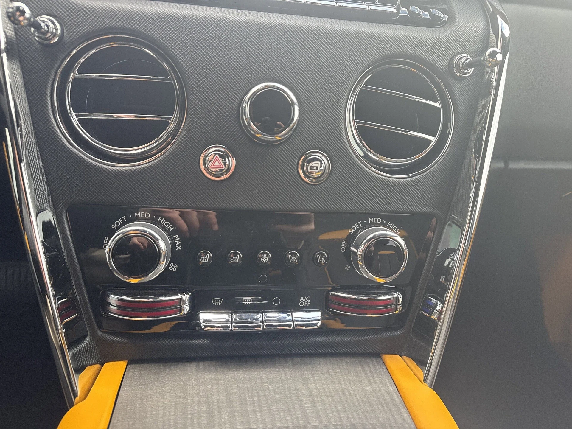 mph016_3864000044_a48eb6d7dcf01ad713fe0f71d5f107dfx_2e6657b65e