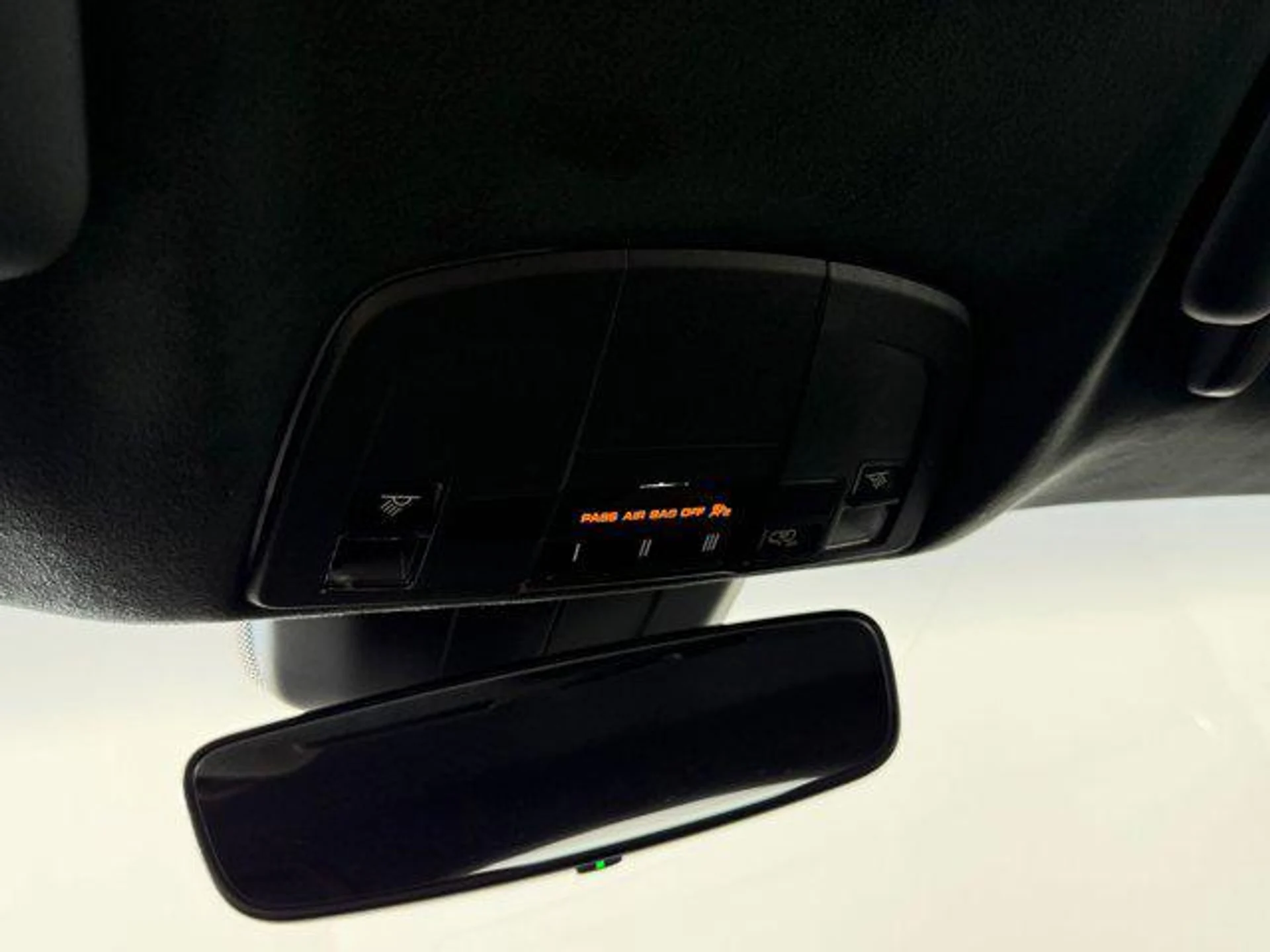 mph016_3865662862_xcn8t81_S2cu0_Fkux_ZD_6_S5q_TUIXI_72edd76f1c