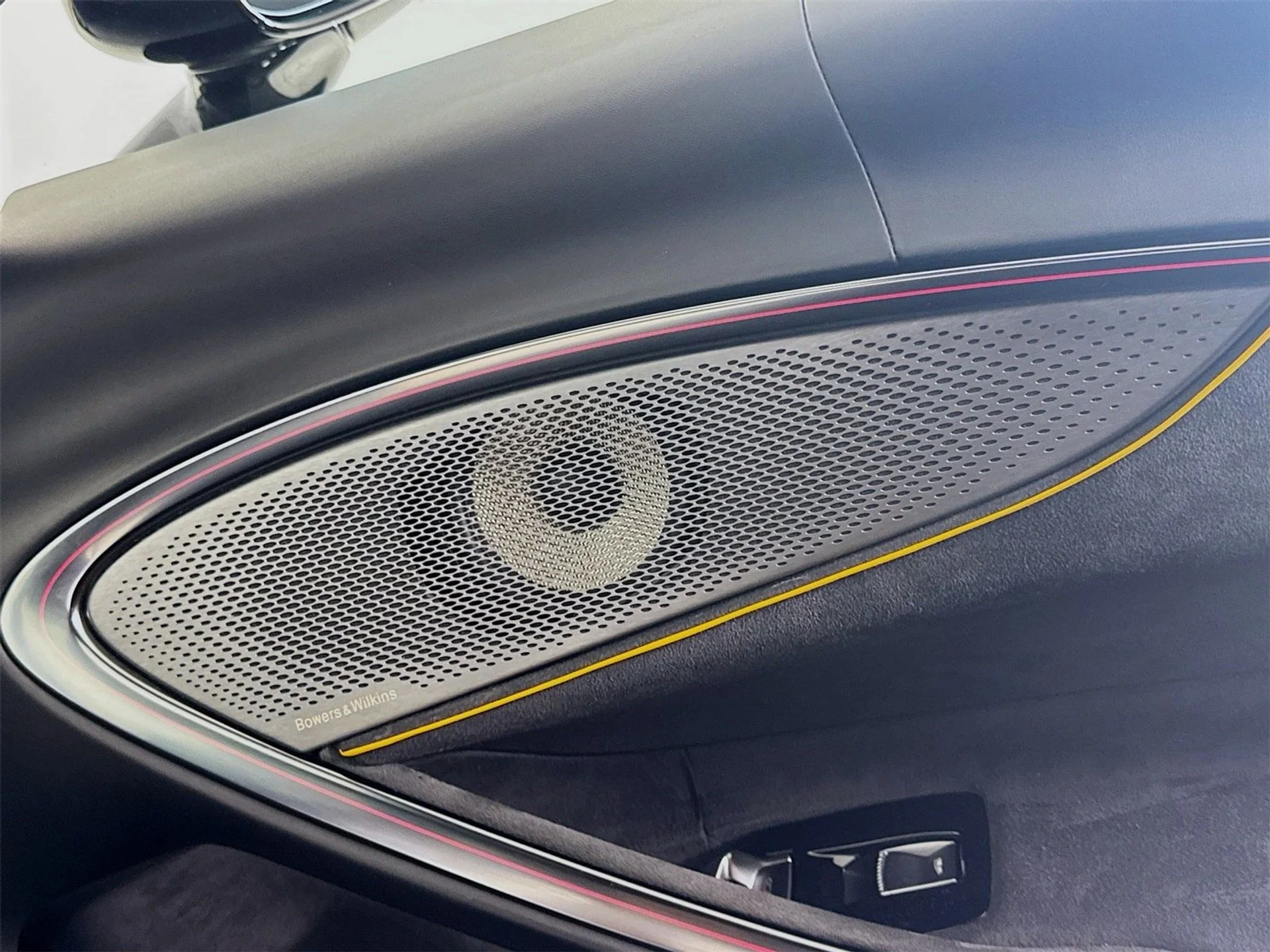 mph016_3866041113_897e32e3cbc4eff5527f8f14d1b3702ax_eeb6d1177f