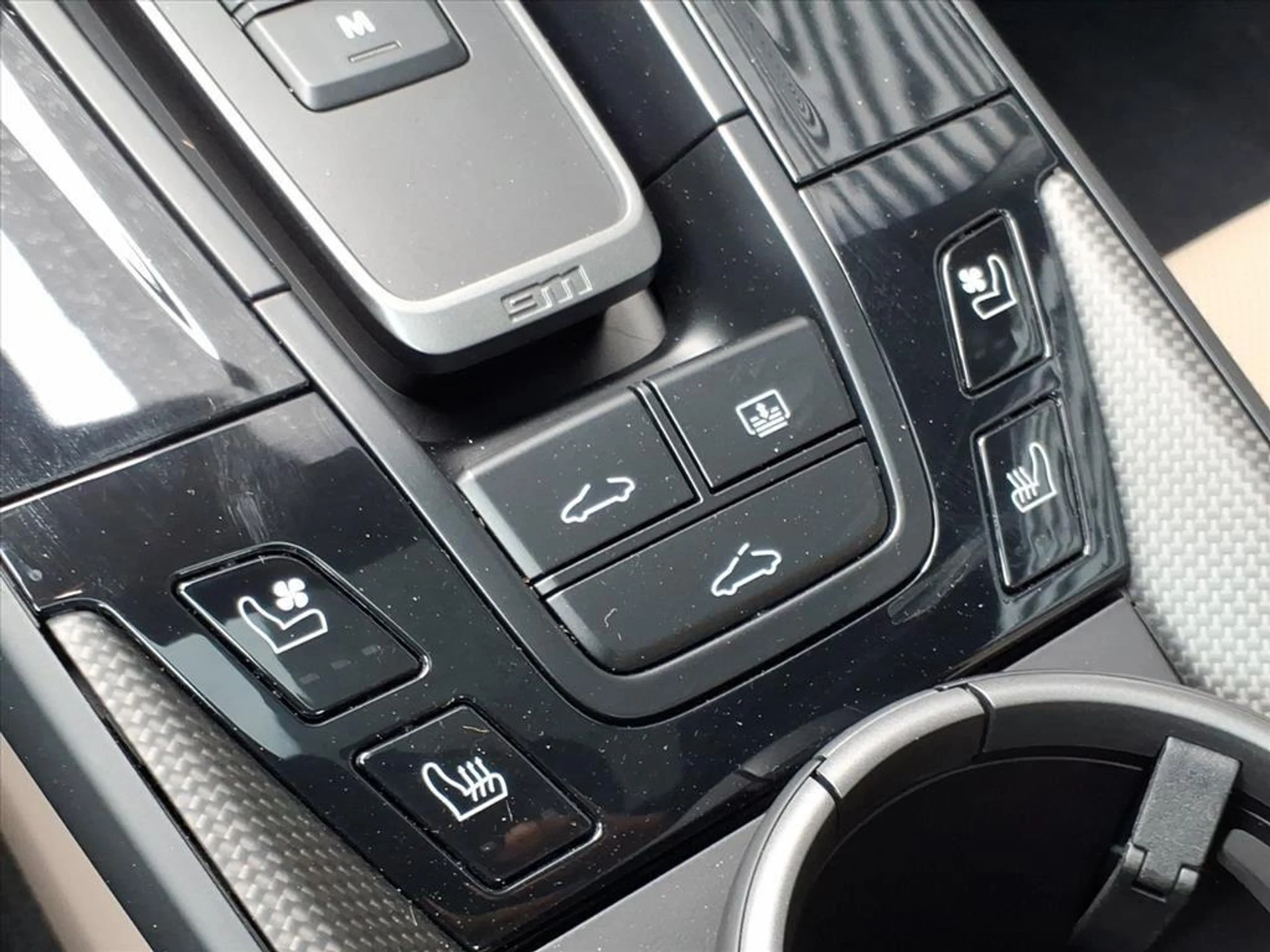 mph016_3870894180_2dd94f0b397fa74416edcae3490b546b_f8dc9f841e