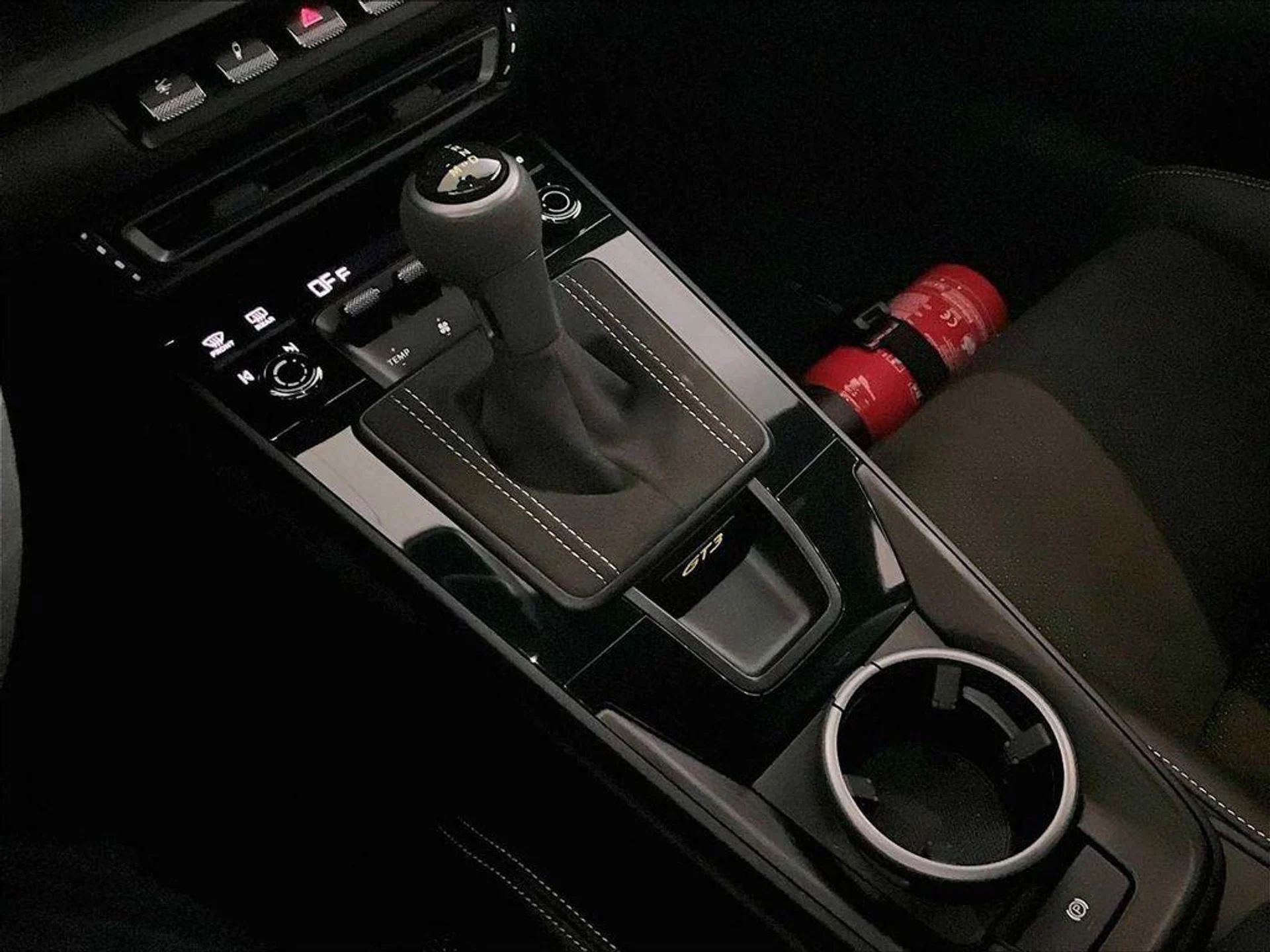 mph016_3874878674_vln4o6_AONUX_00vdnwt_S3_I032_Tt4_ff540f3460