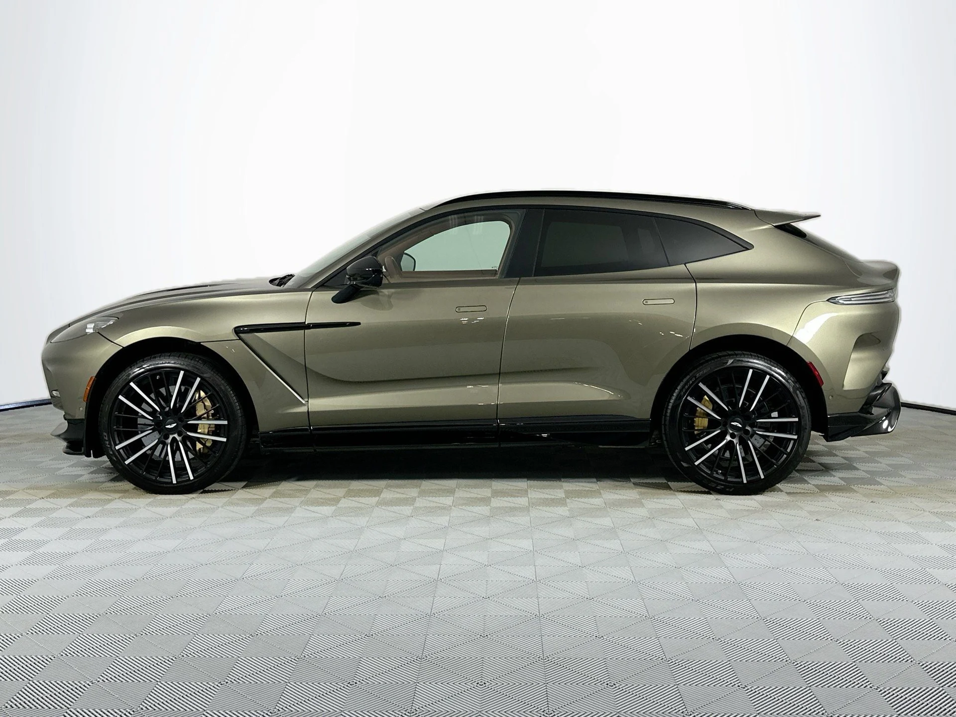 mph016_387575142_17_bc8d21accf